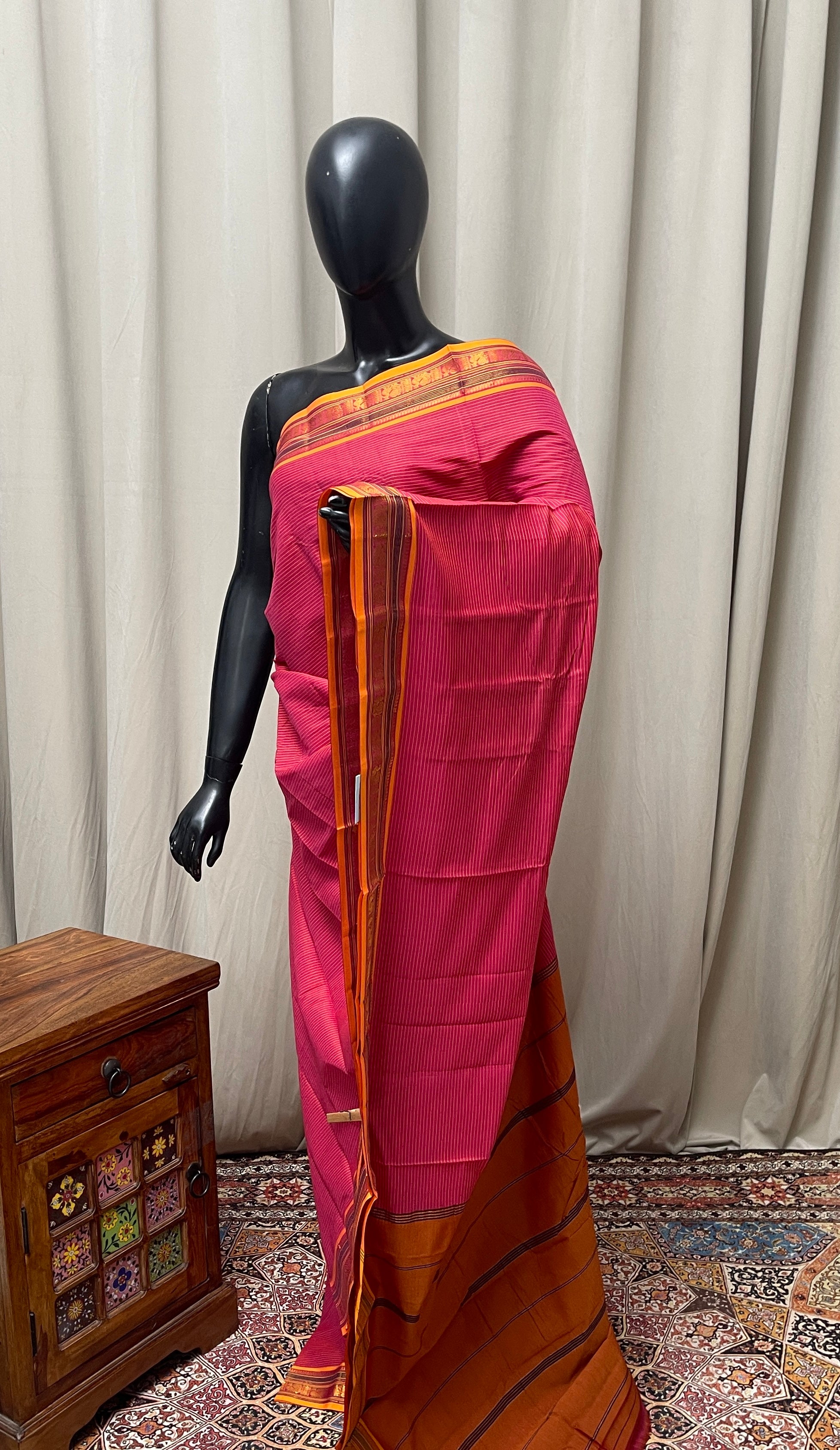 Reddish Pink Budget Semi Silk Cotton Saree With Doria Lines Pattern