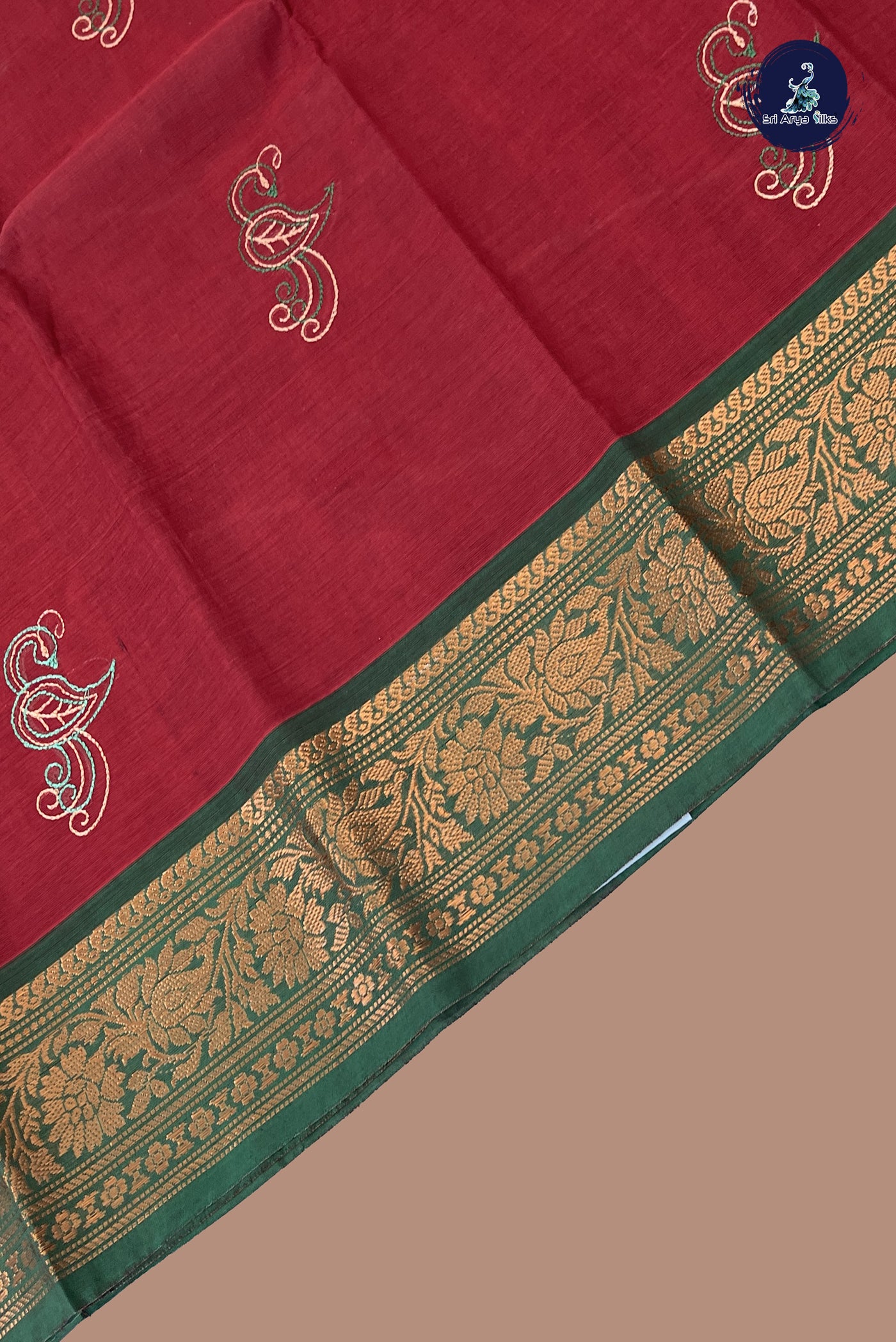 Arakku Chettinad Cotton Saree With Buttas Pattern