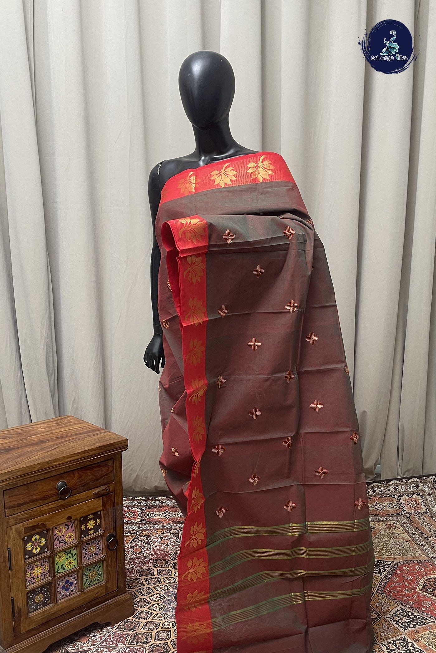 Manthulir Chettinad Cotton Saree With Buttas Pattern