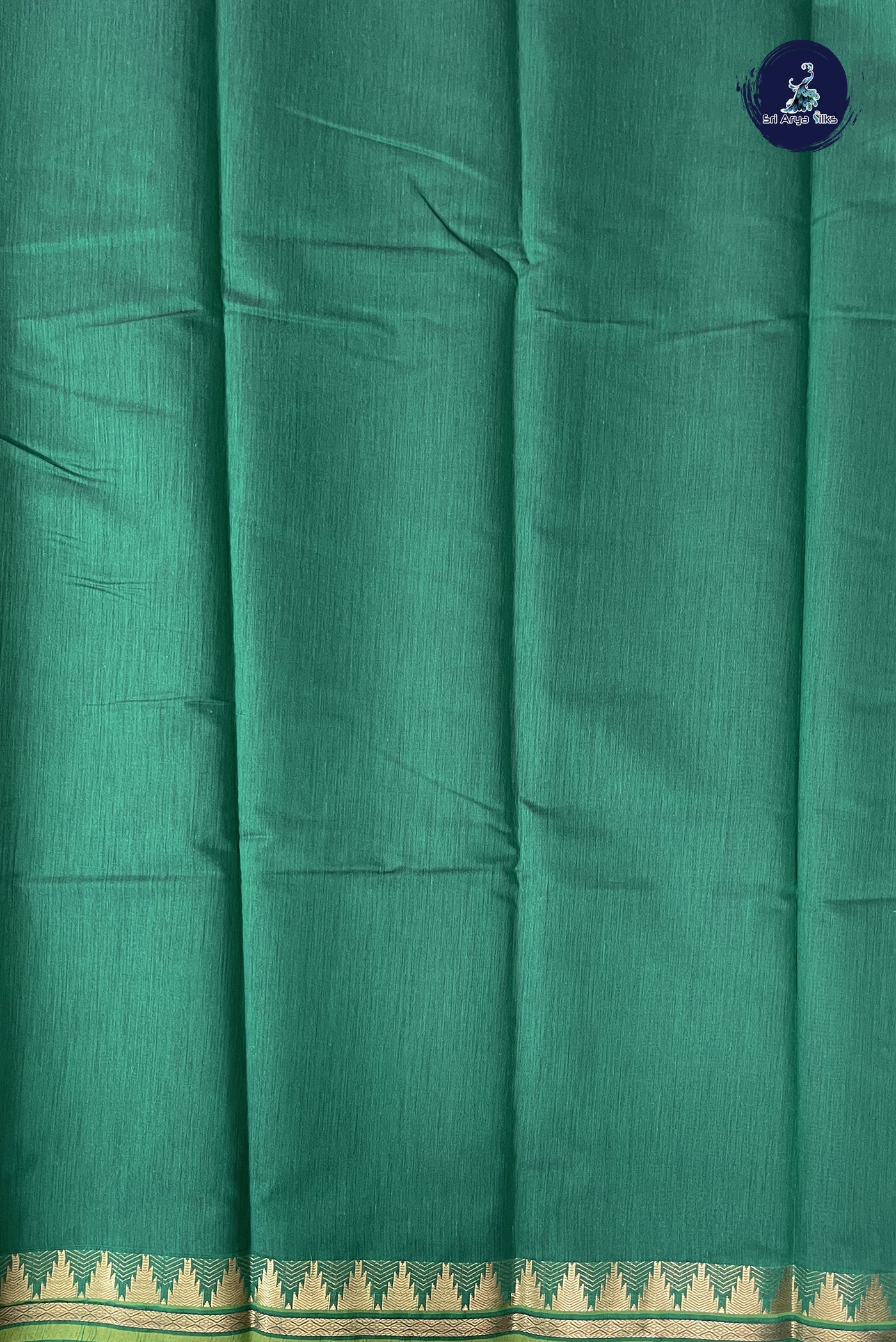 Dark Green Budget Semi Silk Cotton Saree With Plain Pattern