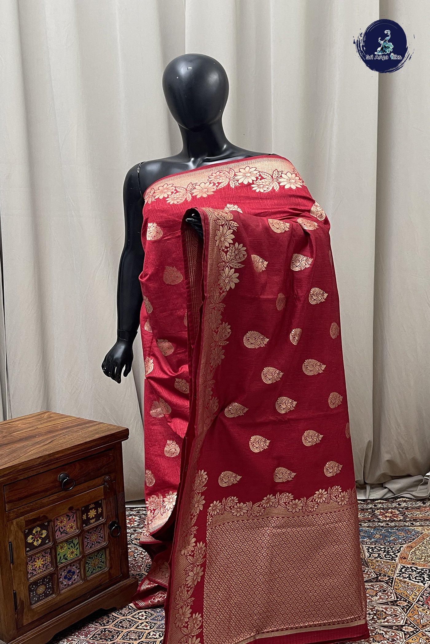 Maroon Semi Tussar Saree With Zari Buttas Pattern