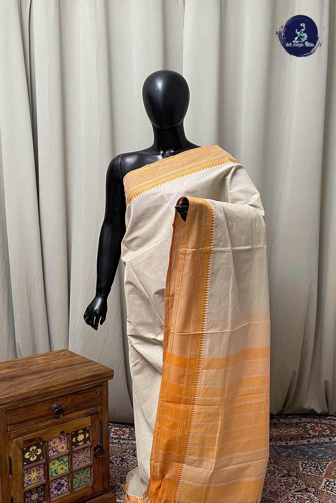 Chikku Shade Cotton Saree With Doria Lines Pattern