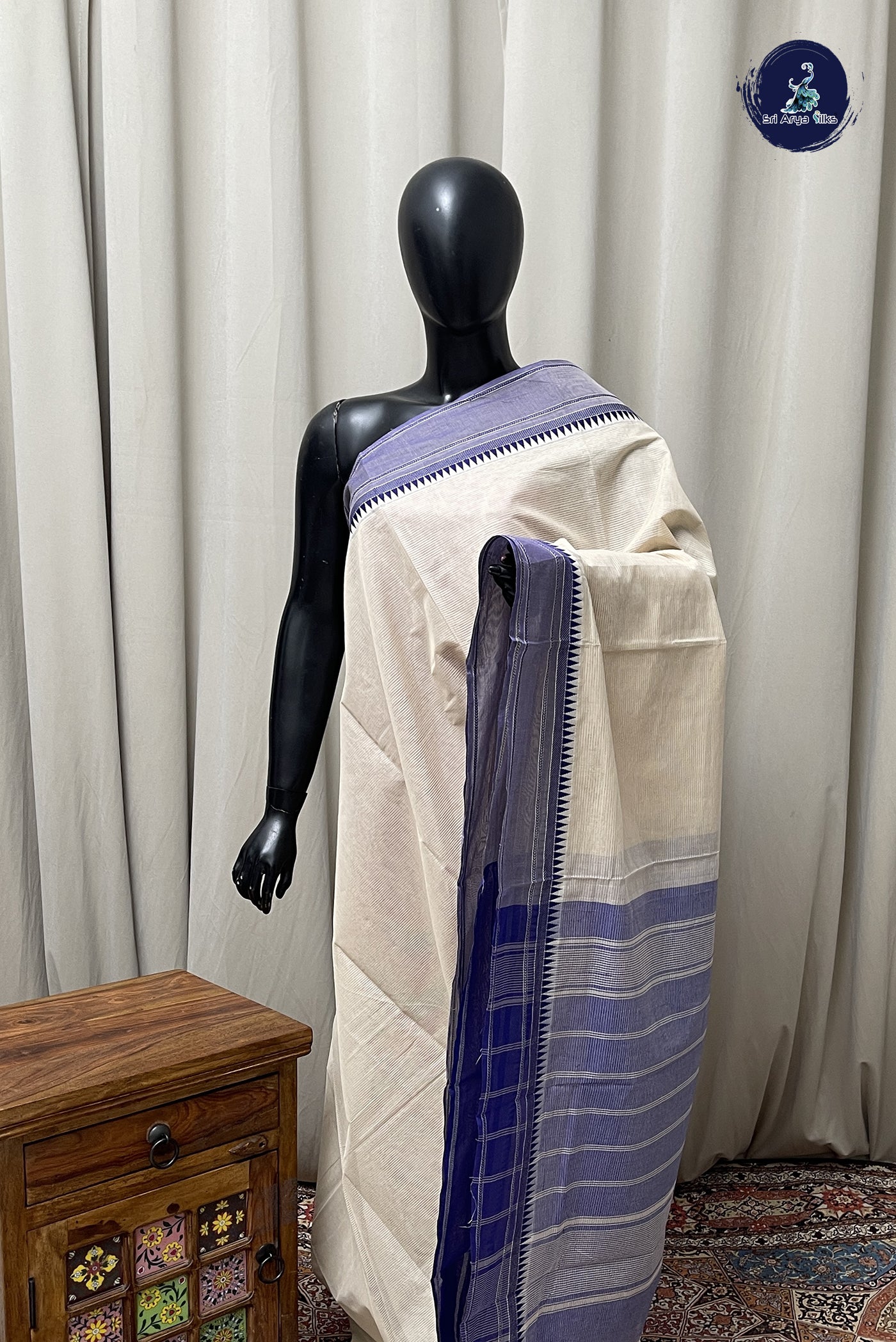 Chikku Shade Cotton Saree With Doria Lines Pattern