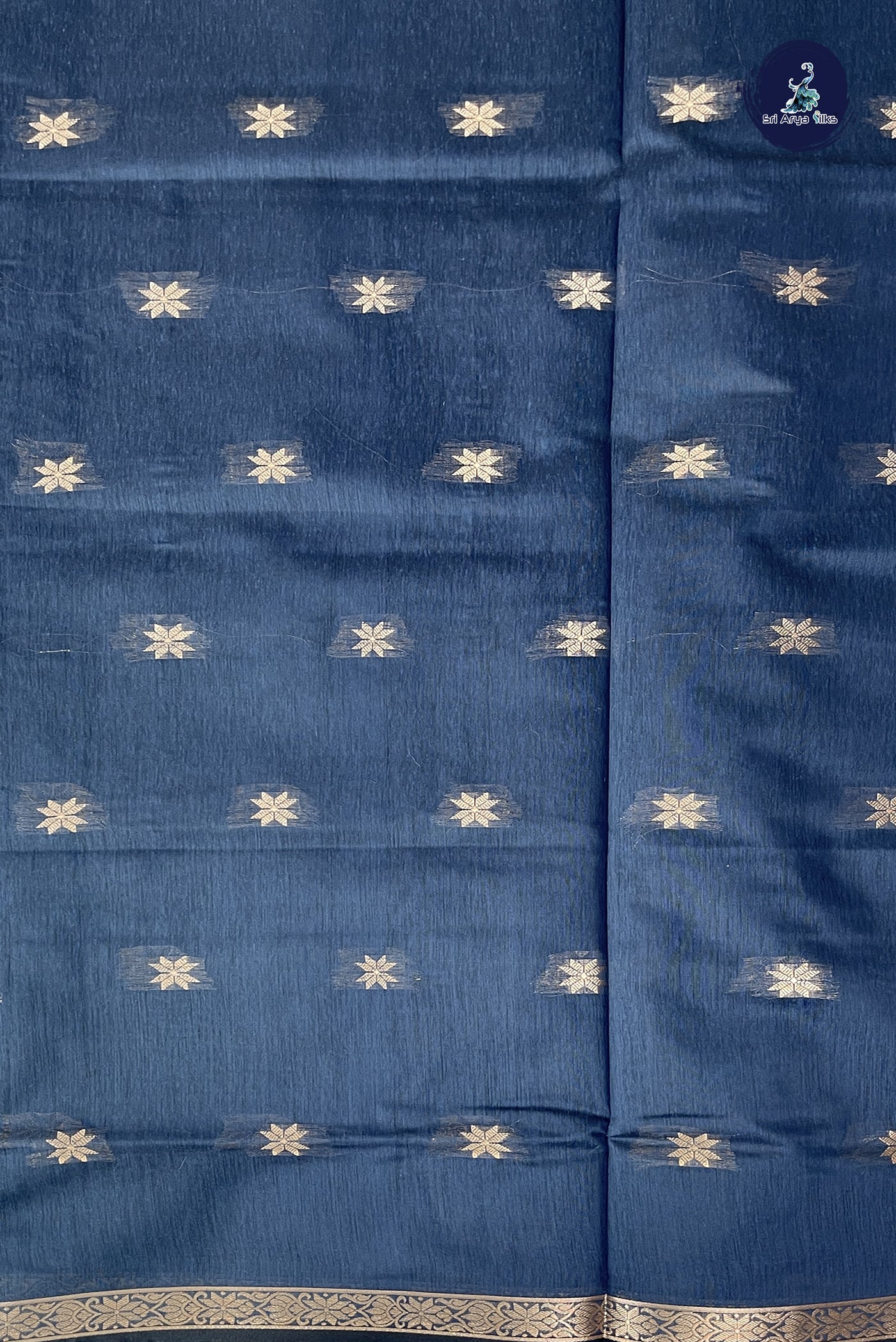Green Maheshwari Silk Saree With Zari Buttas Pattern