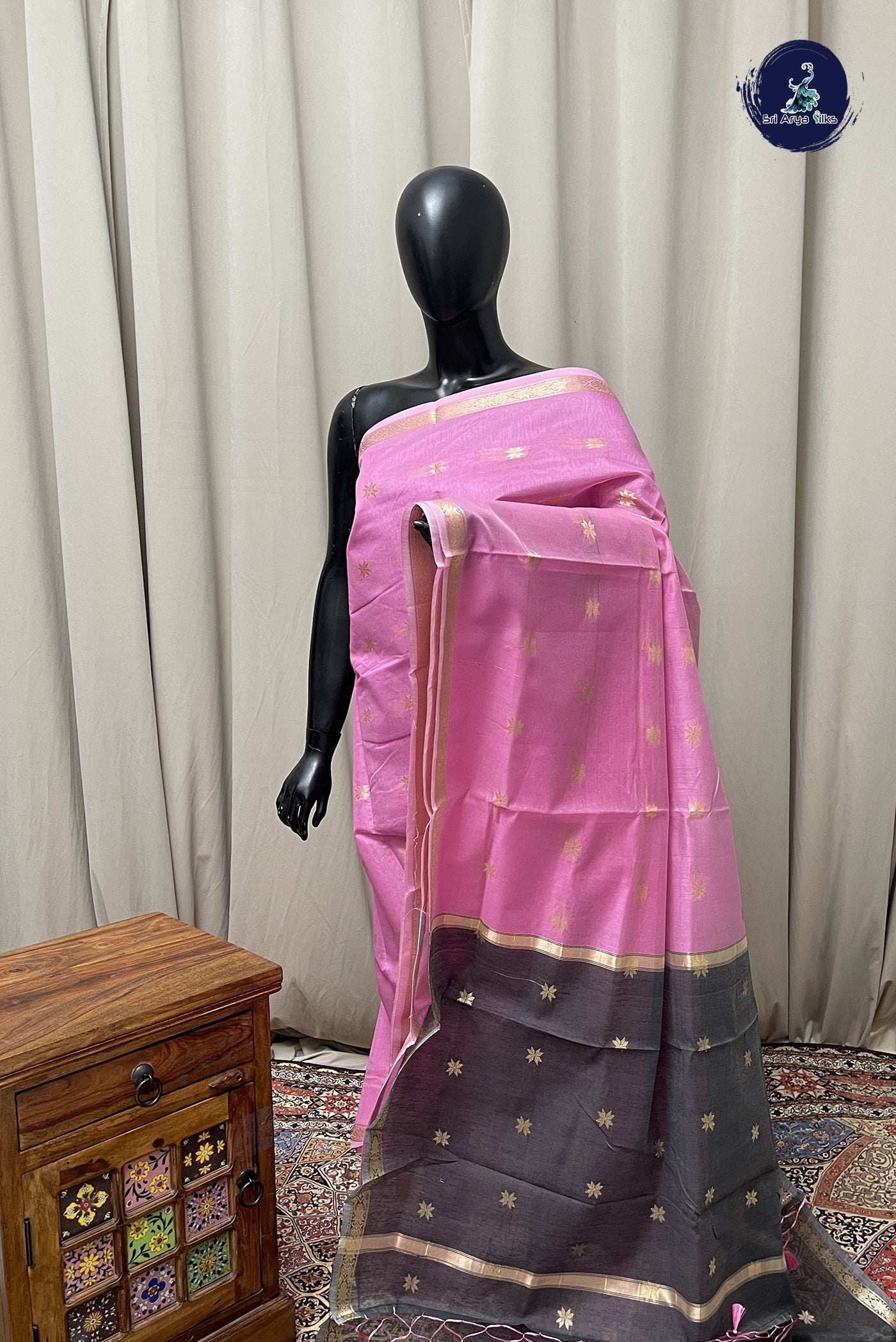 Pink Maheshwari Silk Saree With Zari Buttas Pattern