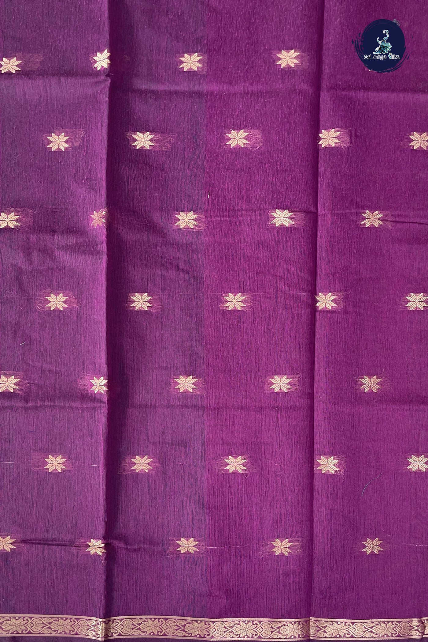 Green Maheshwari Silk Saree With Zari Buttas Pattern