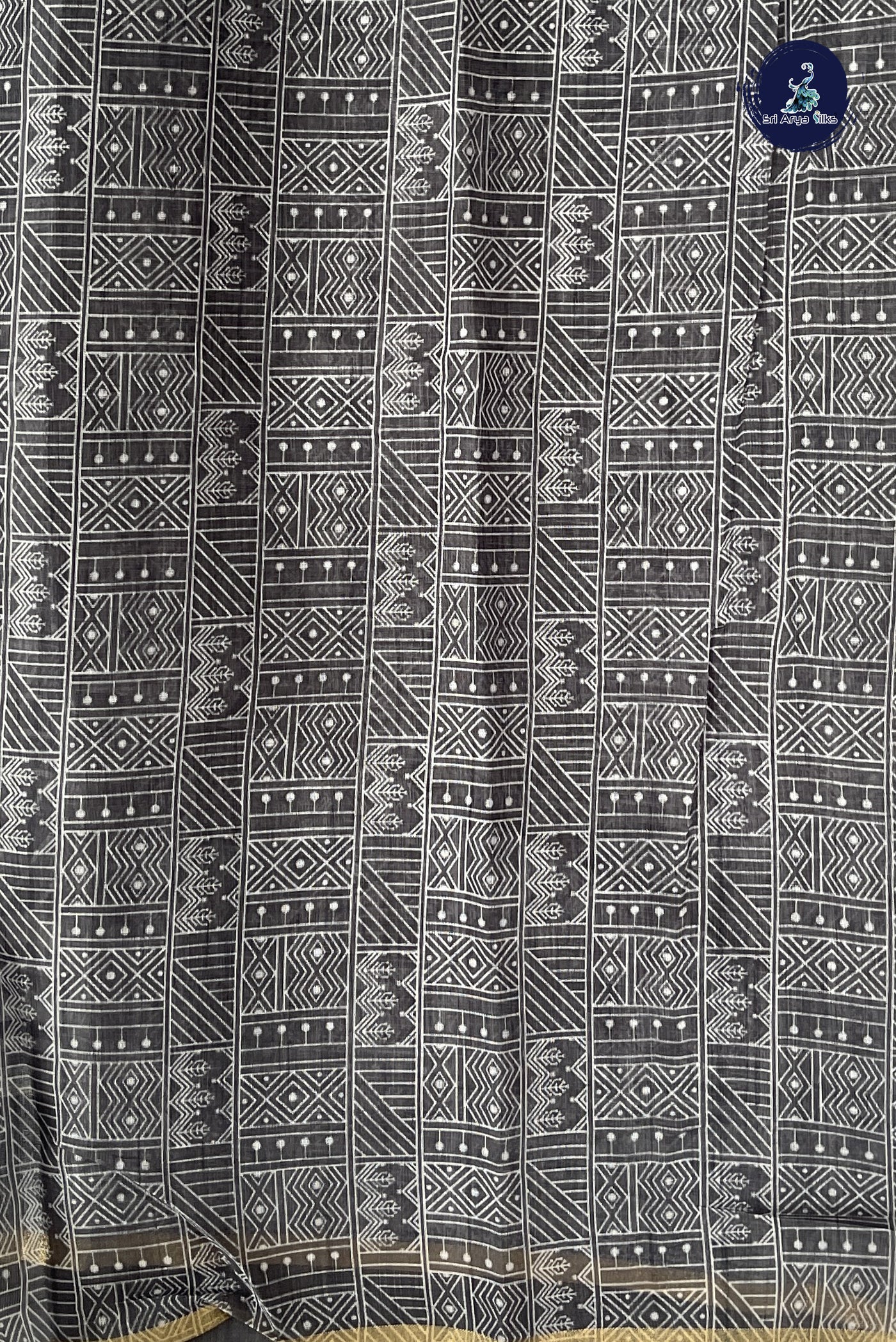 Black Linen Saree With Printed Pattern
