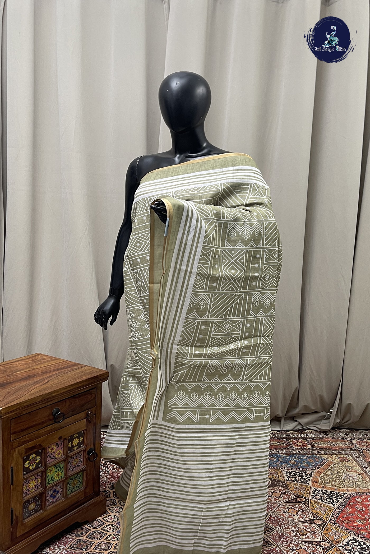 Green Linen Saree With Printed Pattern