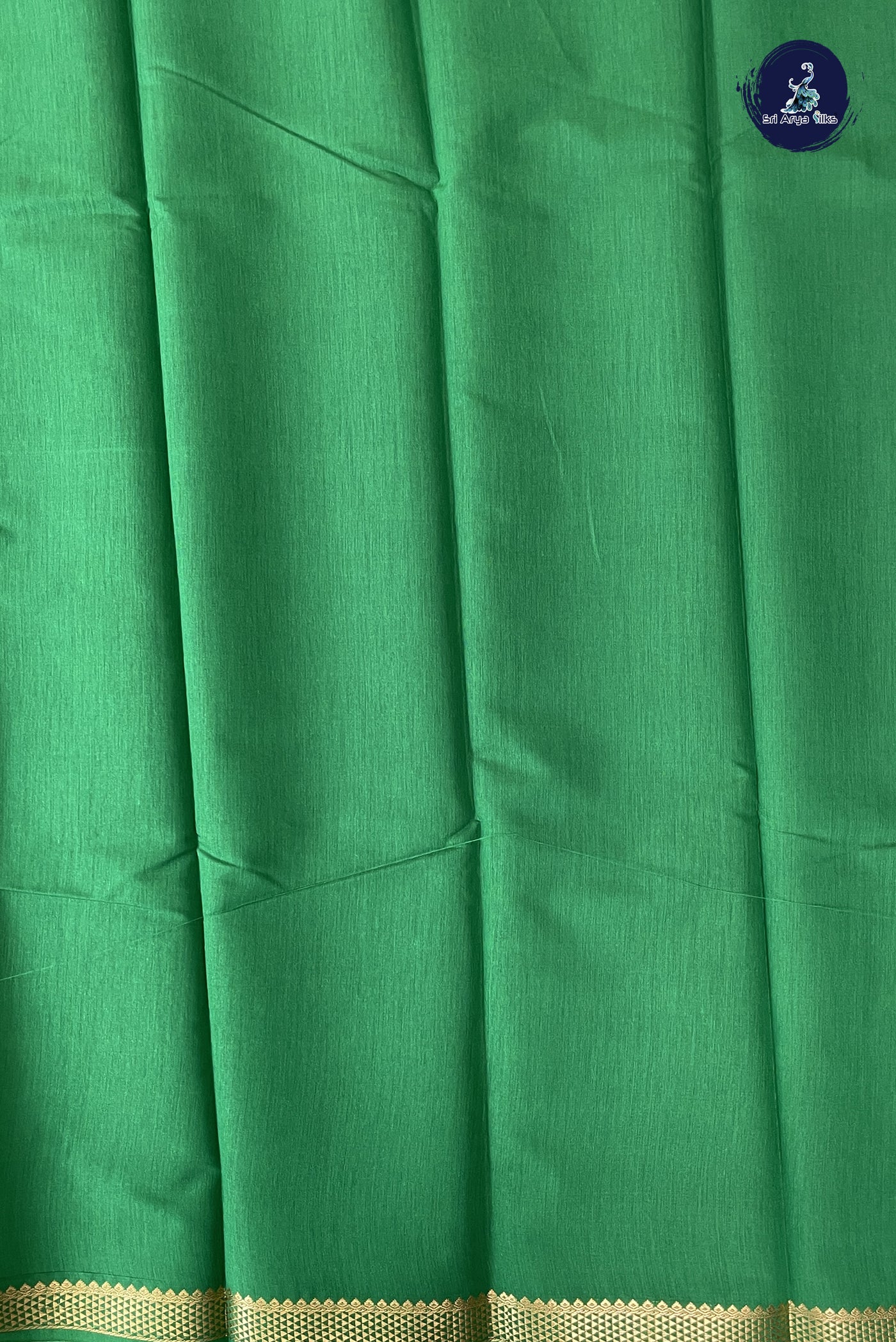 Green Budget Semi Silk Cotton Saree With Plain Pattern