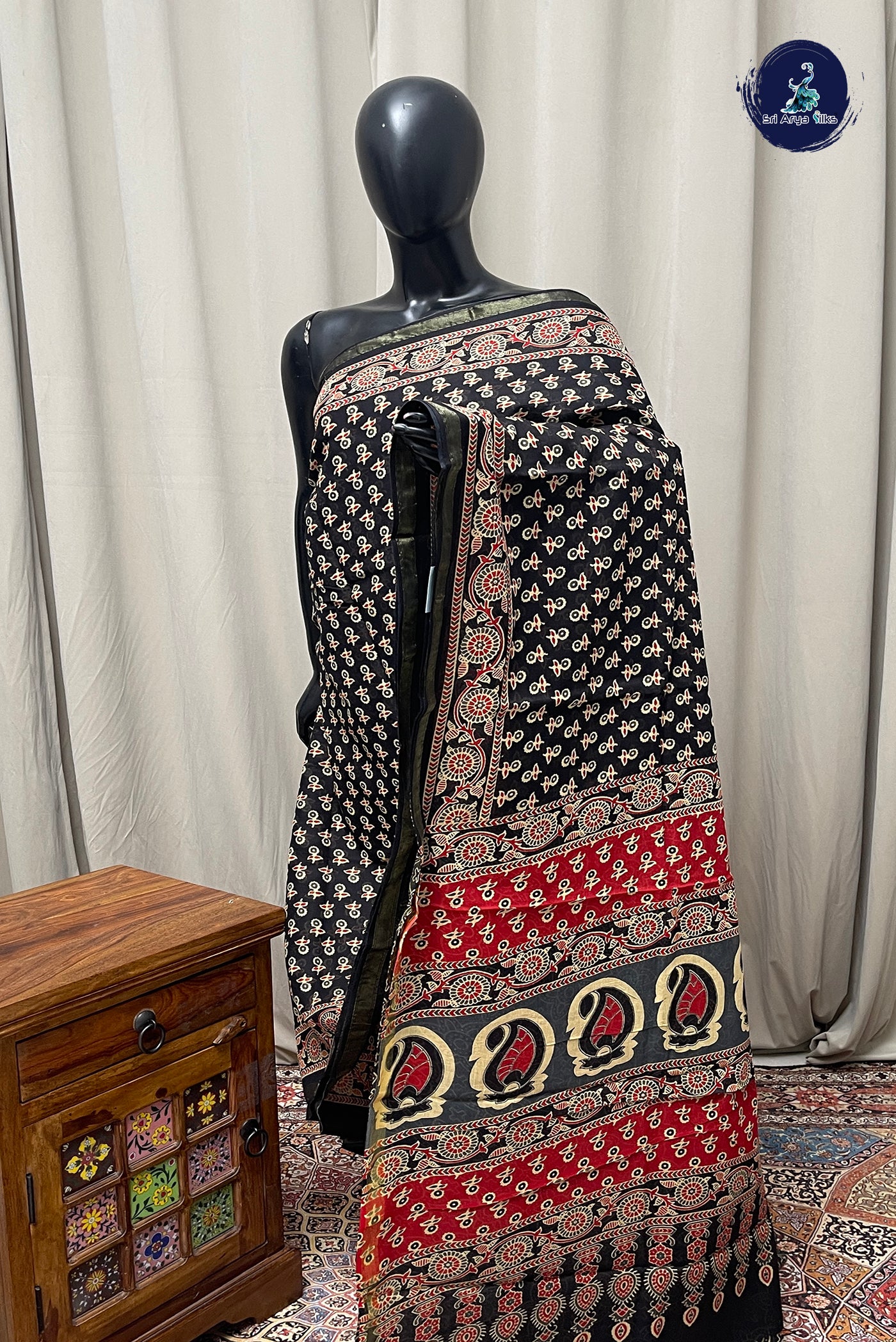 Black Cotton Saree With Printed Pattern