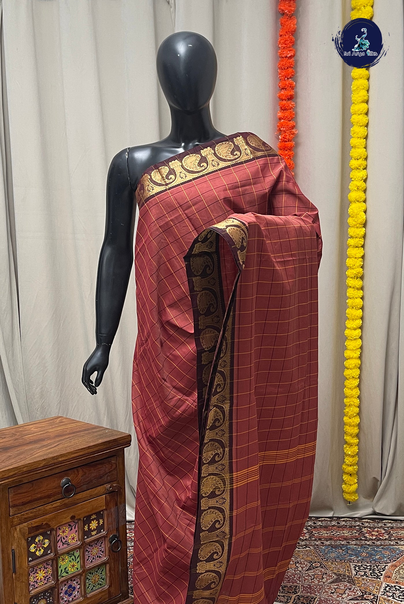 Brown Chettinad Cotton Saree With Checked Pattern