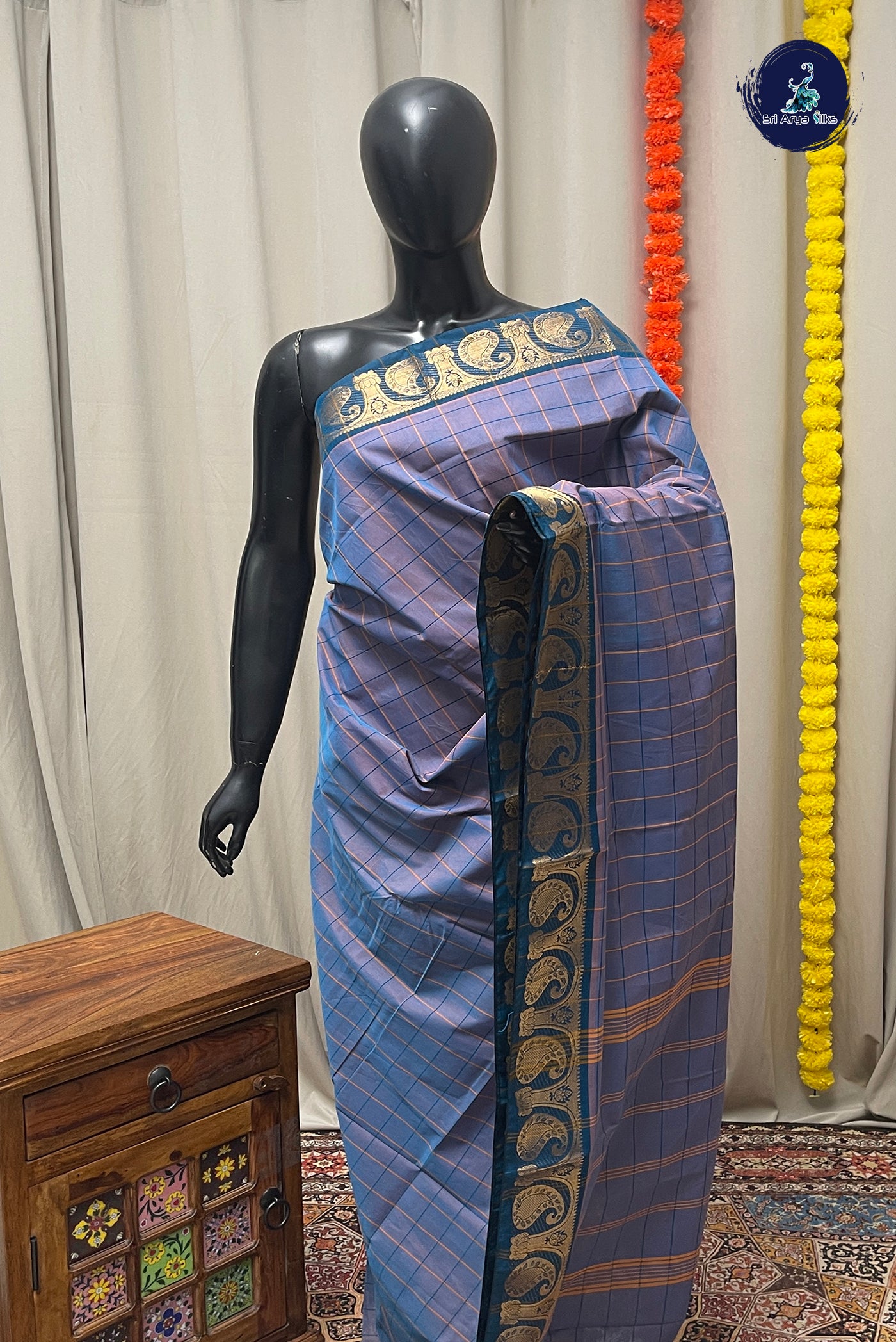 Dual Tone Blue Chettinad Cotton Saree With Checked Pattern