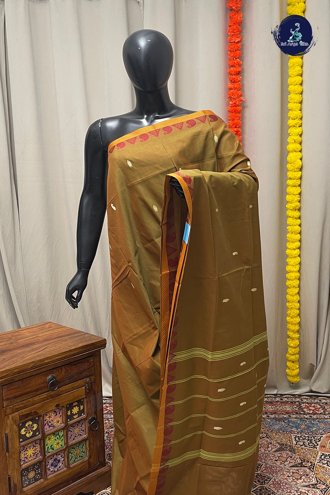 Mehendi Green Chettinad Cotton Saree With Buttas Pattern