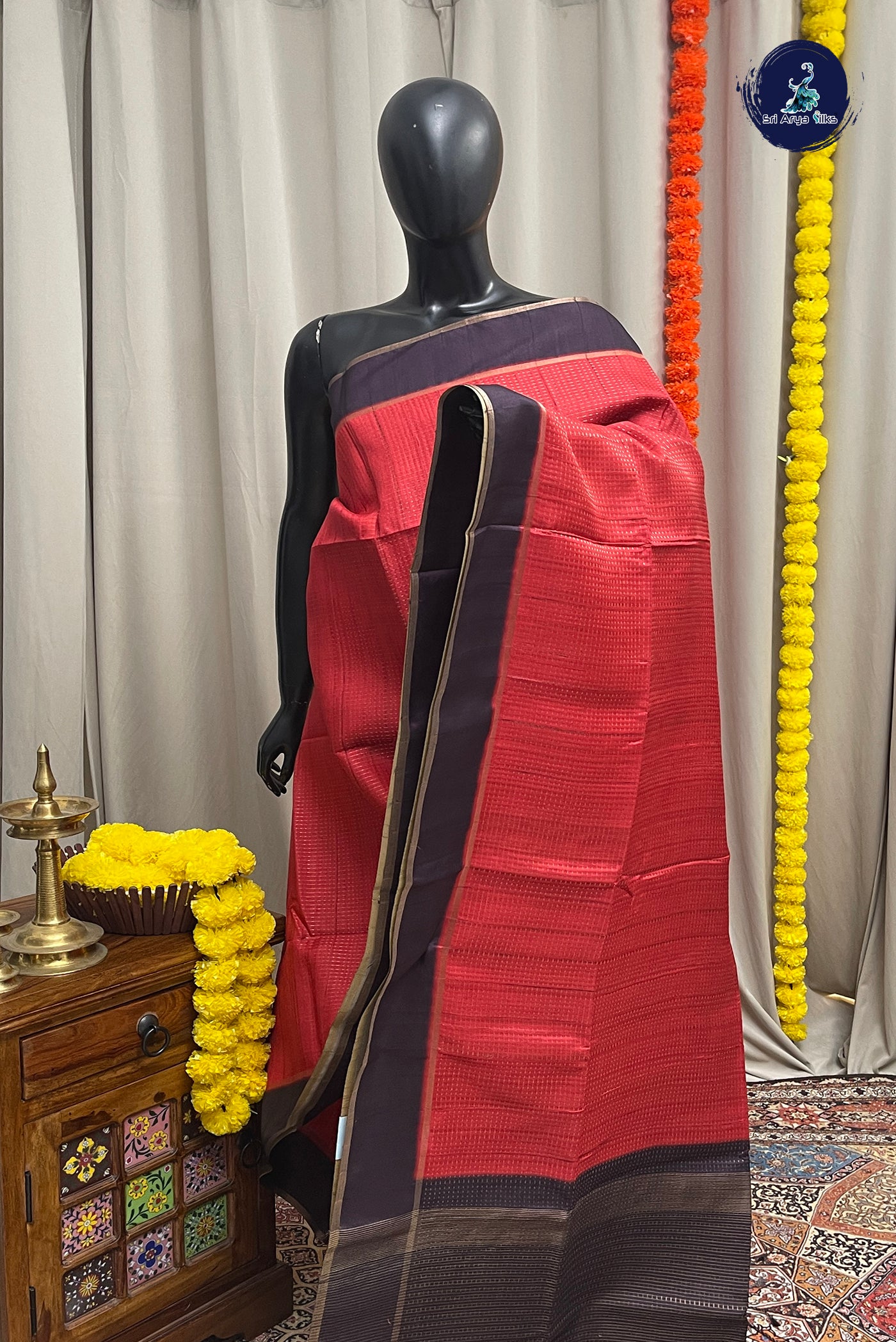 Red Semi Tussar Saree With Zari Woven Pattern