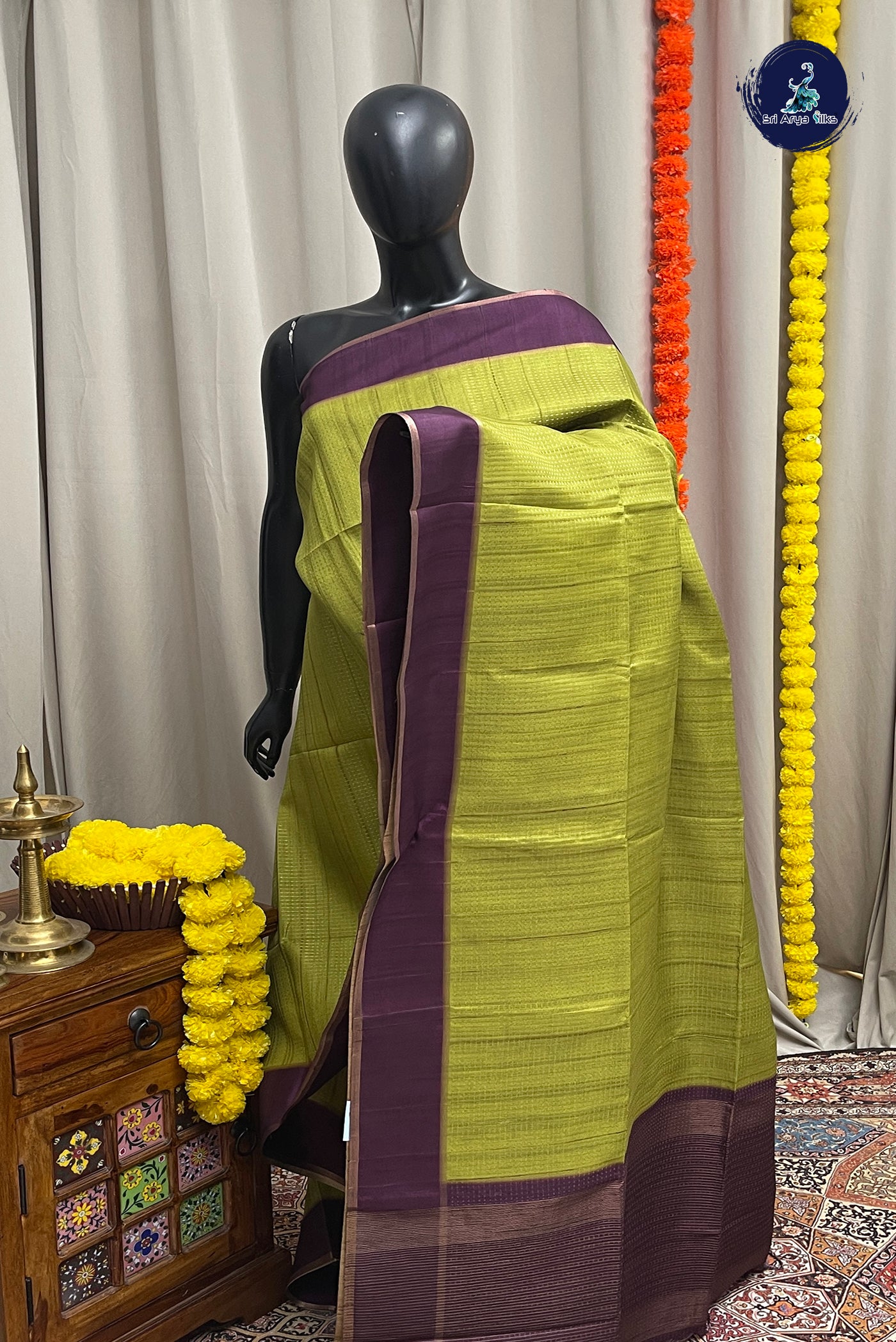 Green Semi Tussar Saree With Zari Woven Pattern