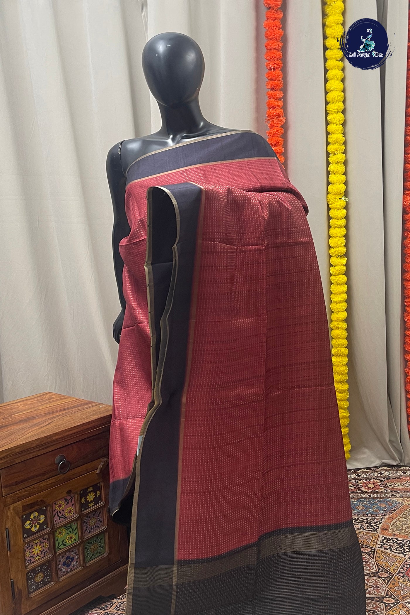 Arakku Semi Tussar Saree With Zari Woven Pattern
