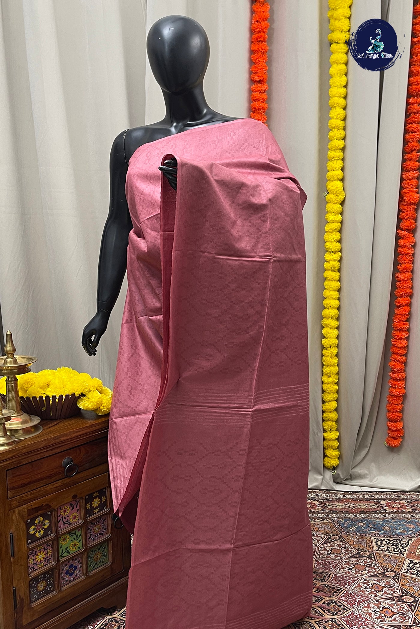 Mauve Pink Baswada Saree With Embossed Pattern