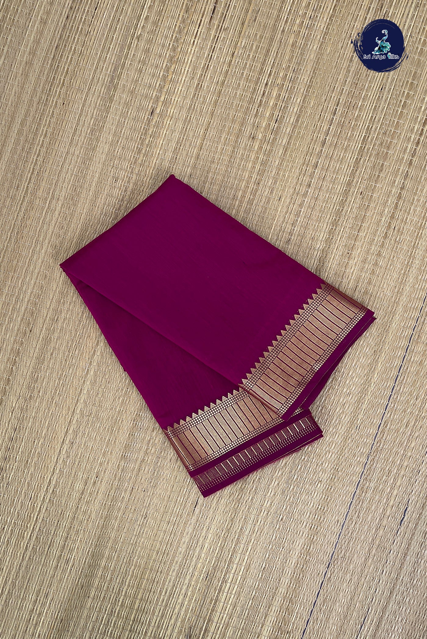 Magenta Budget Semi Silk Cotton Saree With Plain Pattern