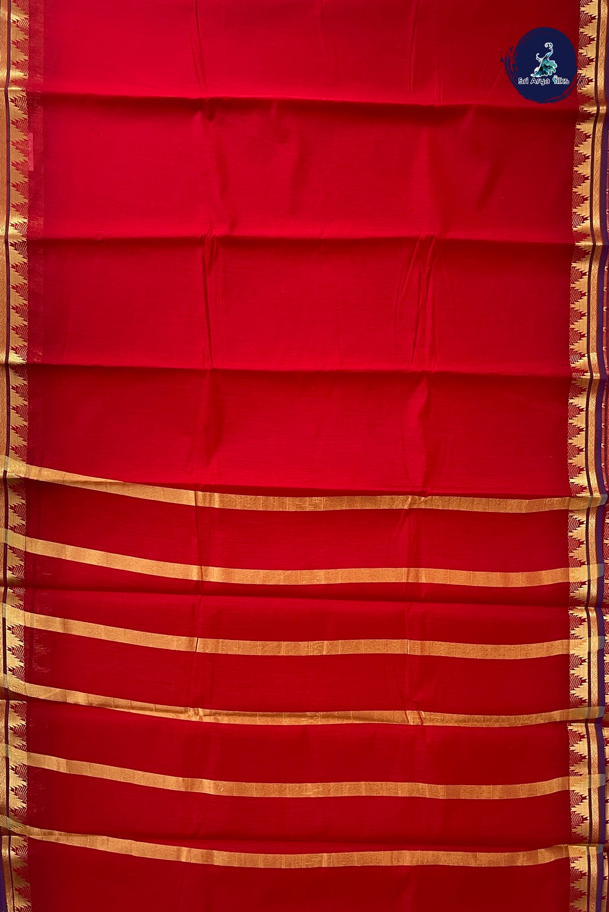 Red Budget Semi Silk Cotton Saree With Plain Pattern