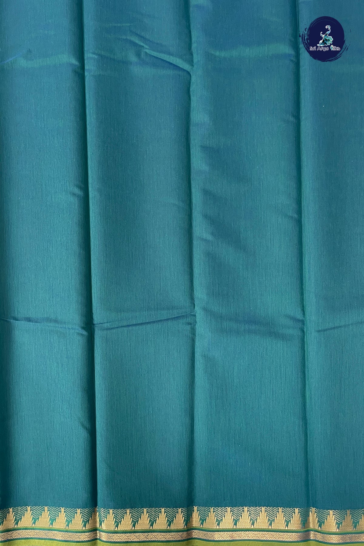 Green Budget Semi Silk Cotton Saree With Plain Pattern
