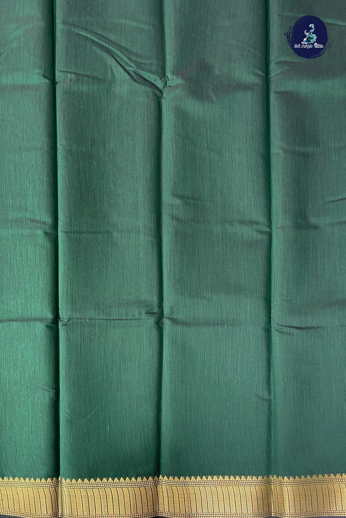 Dark Green Budget Semi Silk Cotton Saree With Plain Pattern