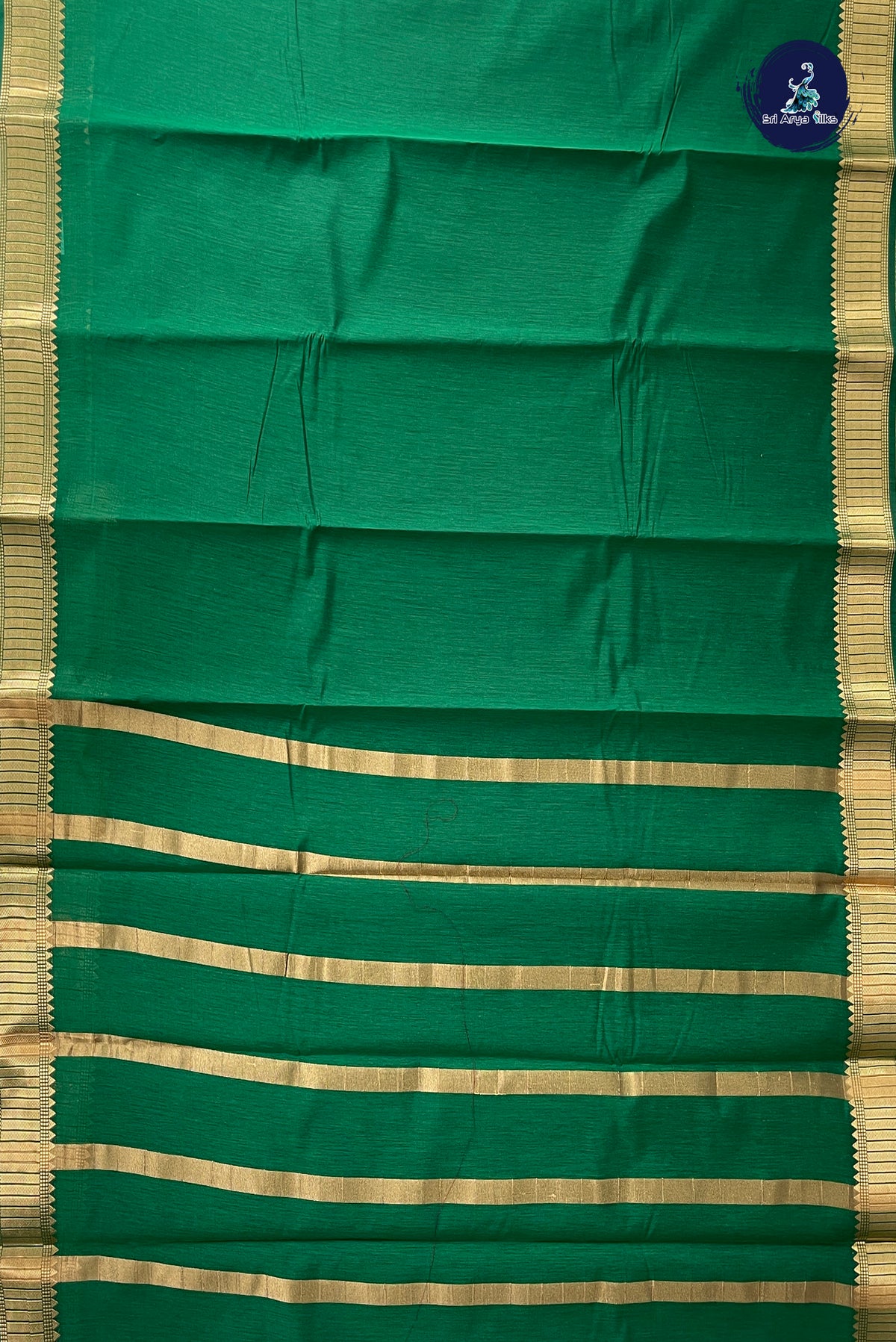 Green Budget Semi Silk Cotton Saree With Plain Pattern