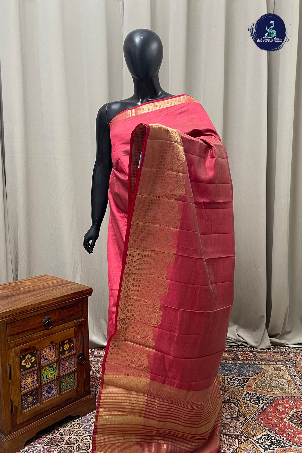 Reddish Pink Semi Tussar Saree With Plain Pattern