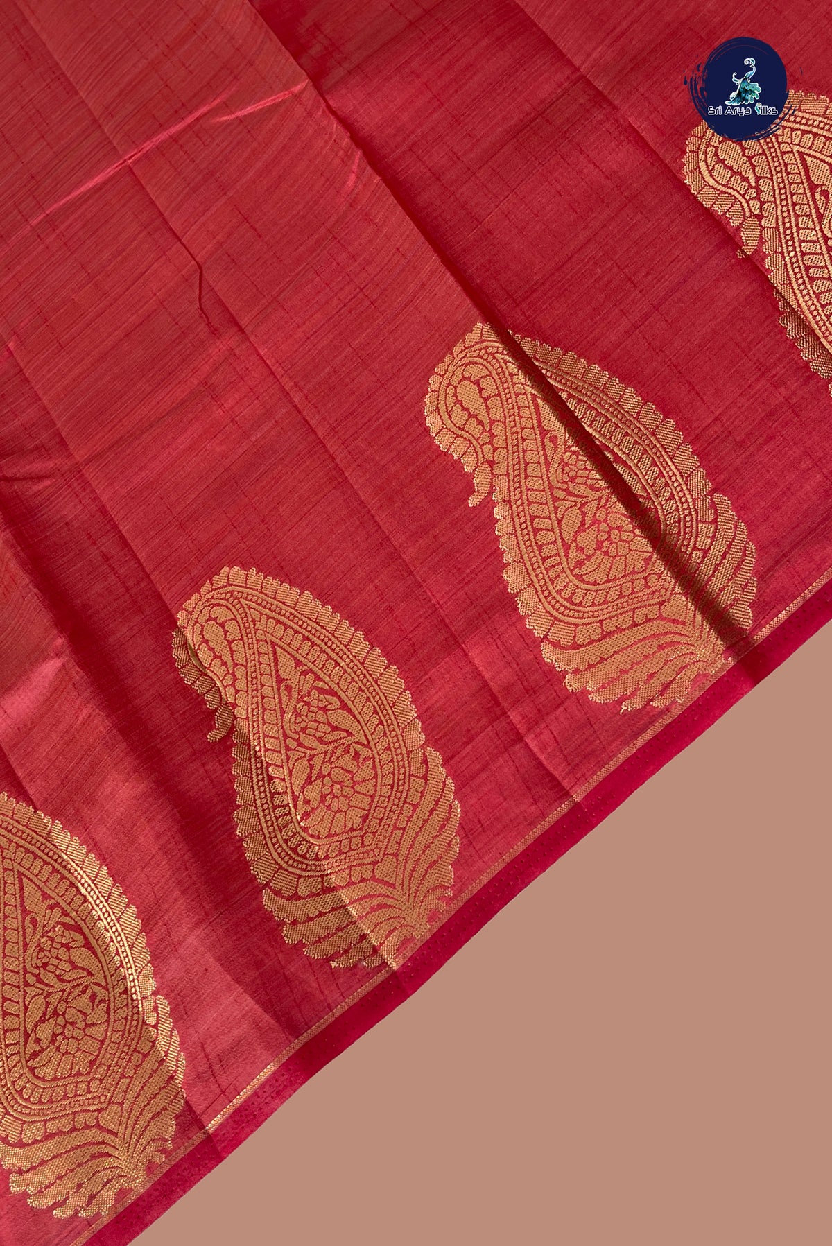 Red Semi Tussar Saree With Plain Pattern