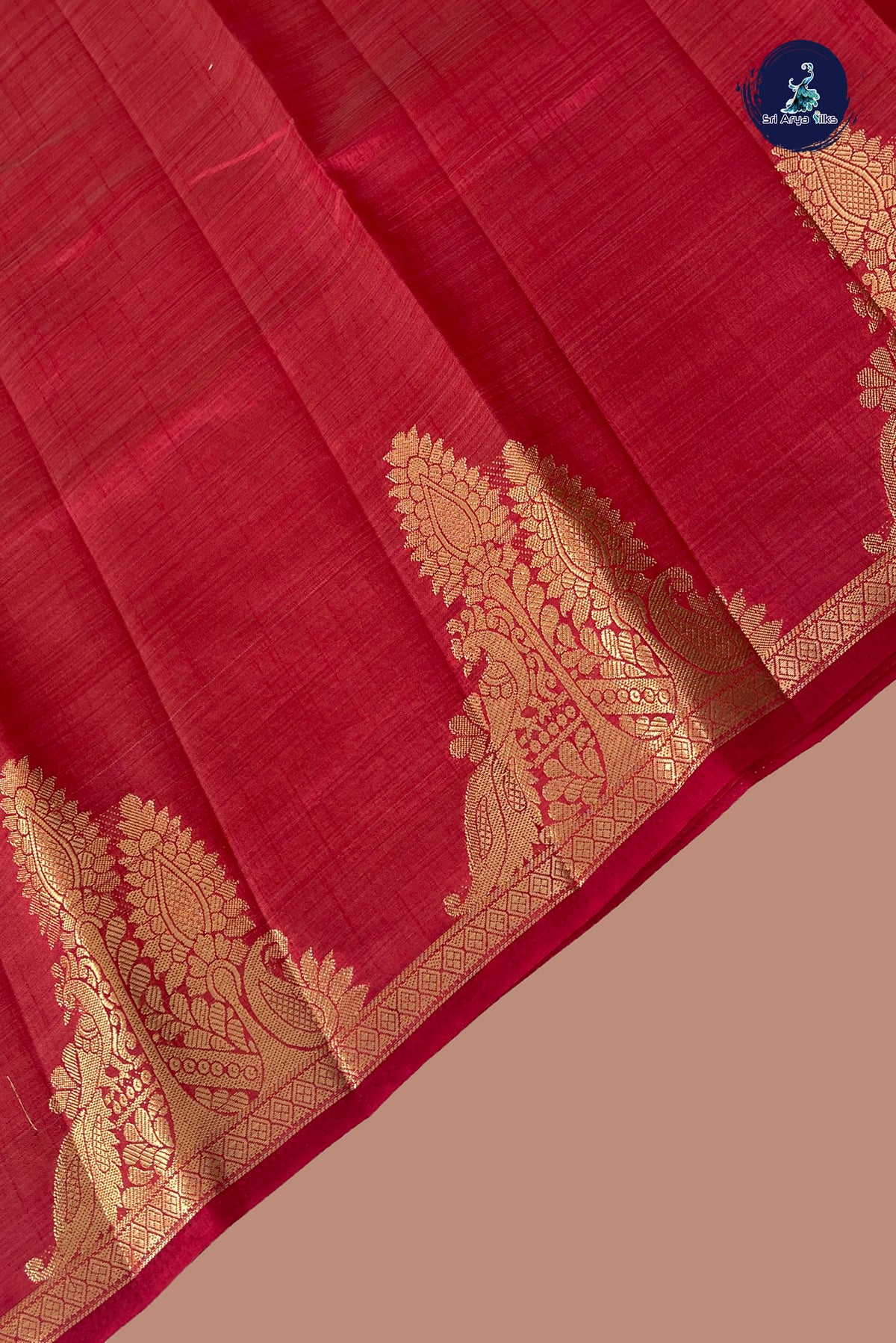 Red Semi Tussar Saree With Plain Pattern
