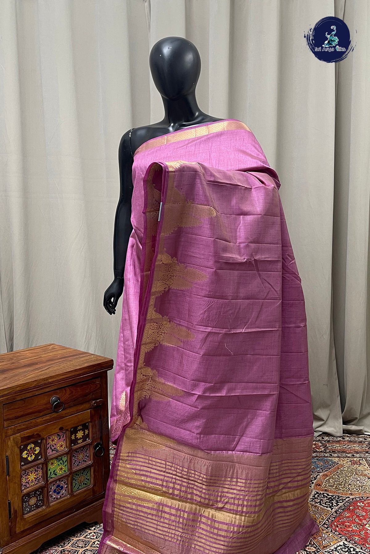 Mauve Semi Tussar Saree With Plain Pattern