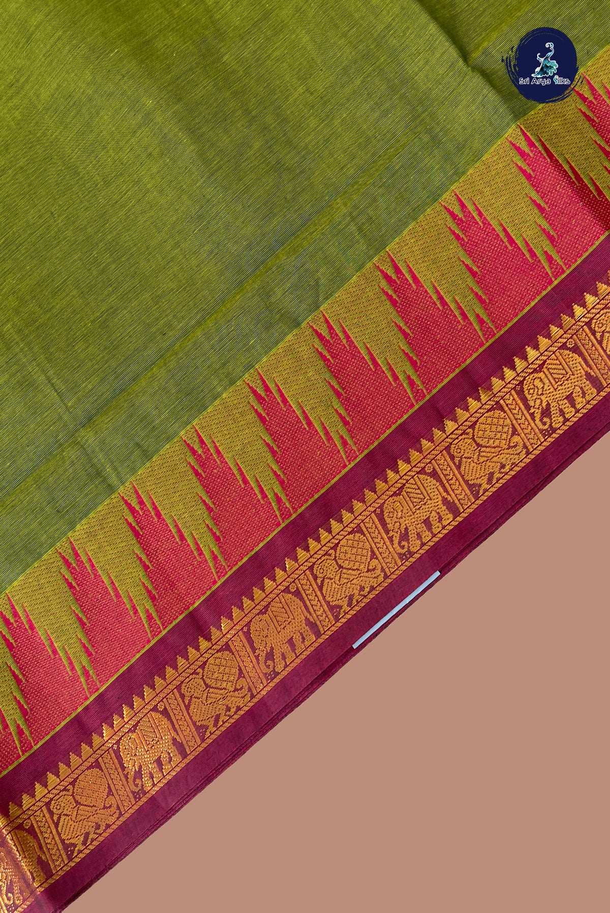 Green Kanchi Cotton Saree With Plain Pattern
