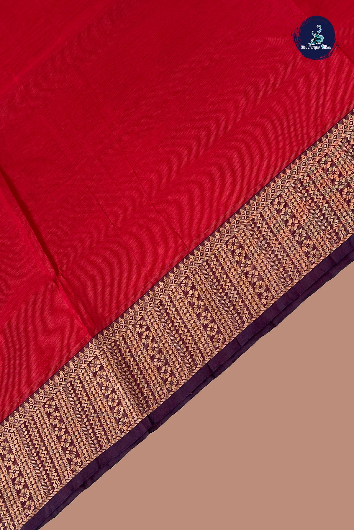 Red Chettinad Cotton Saree With Plain Pattern
