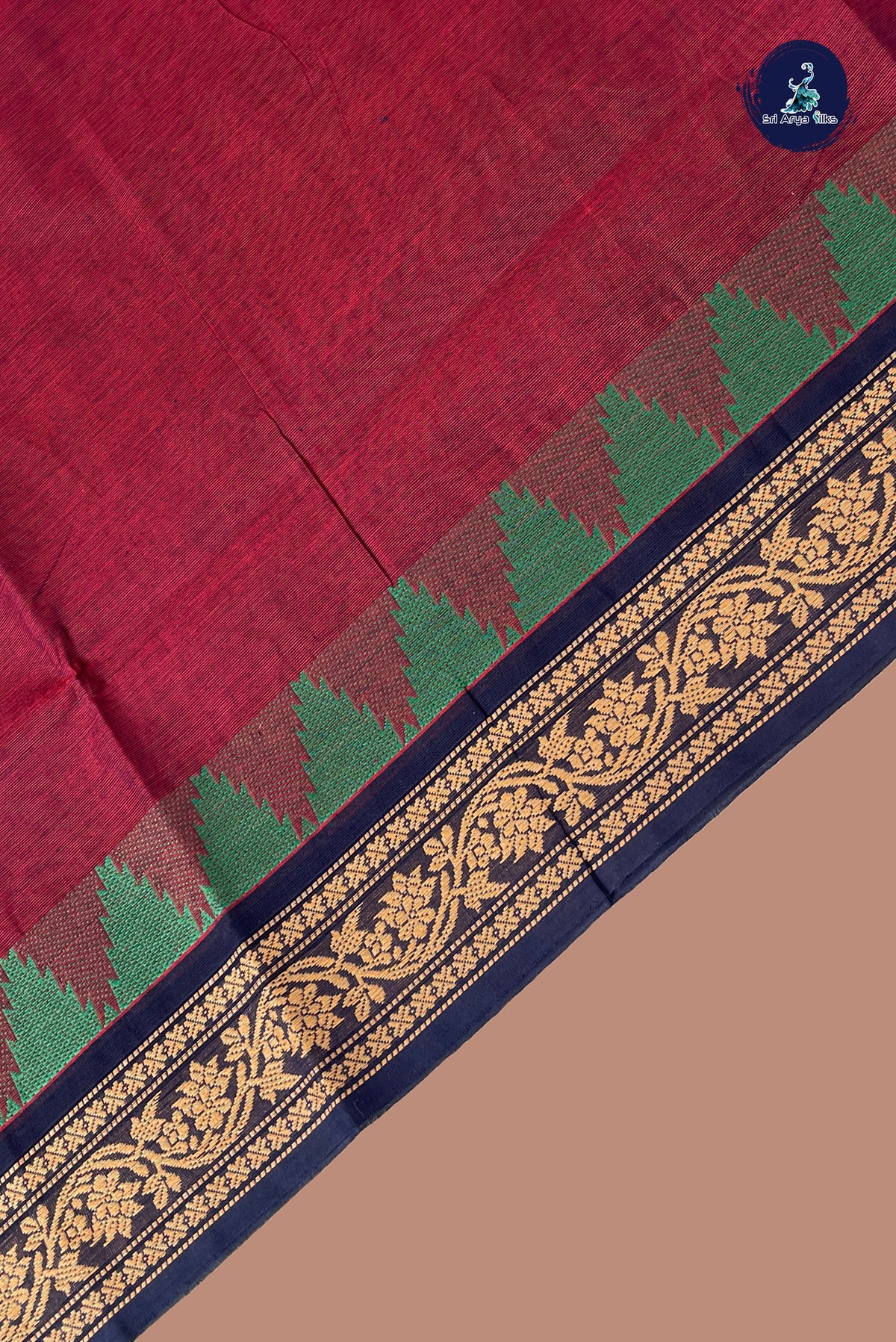 Arakku Chettinad Cotton Saree With Plain Pattern