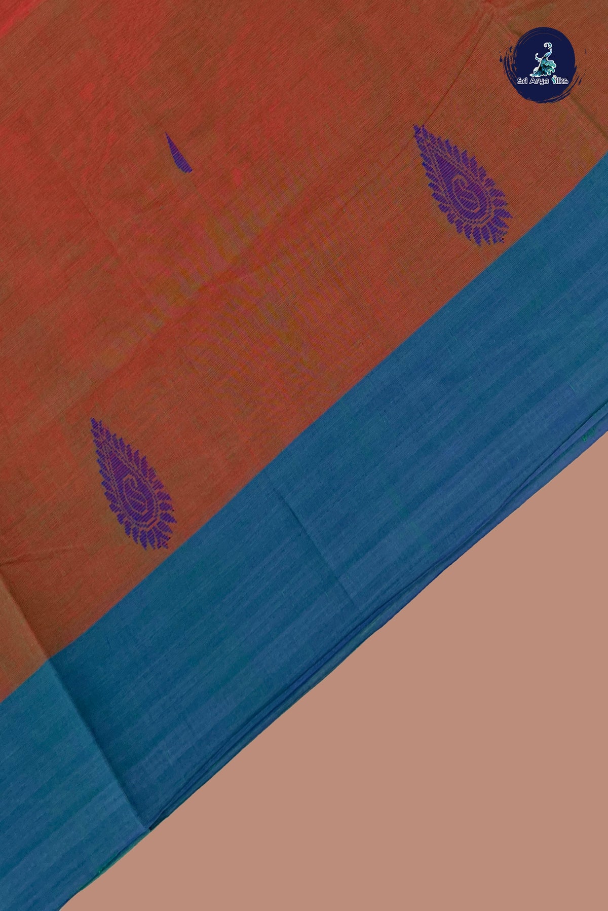 Manthulir Kanchi Cotton Saree With Buttas Pattern