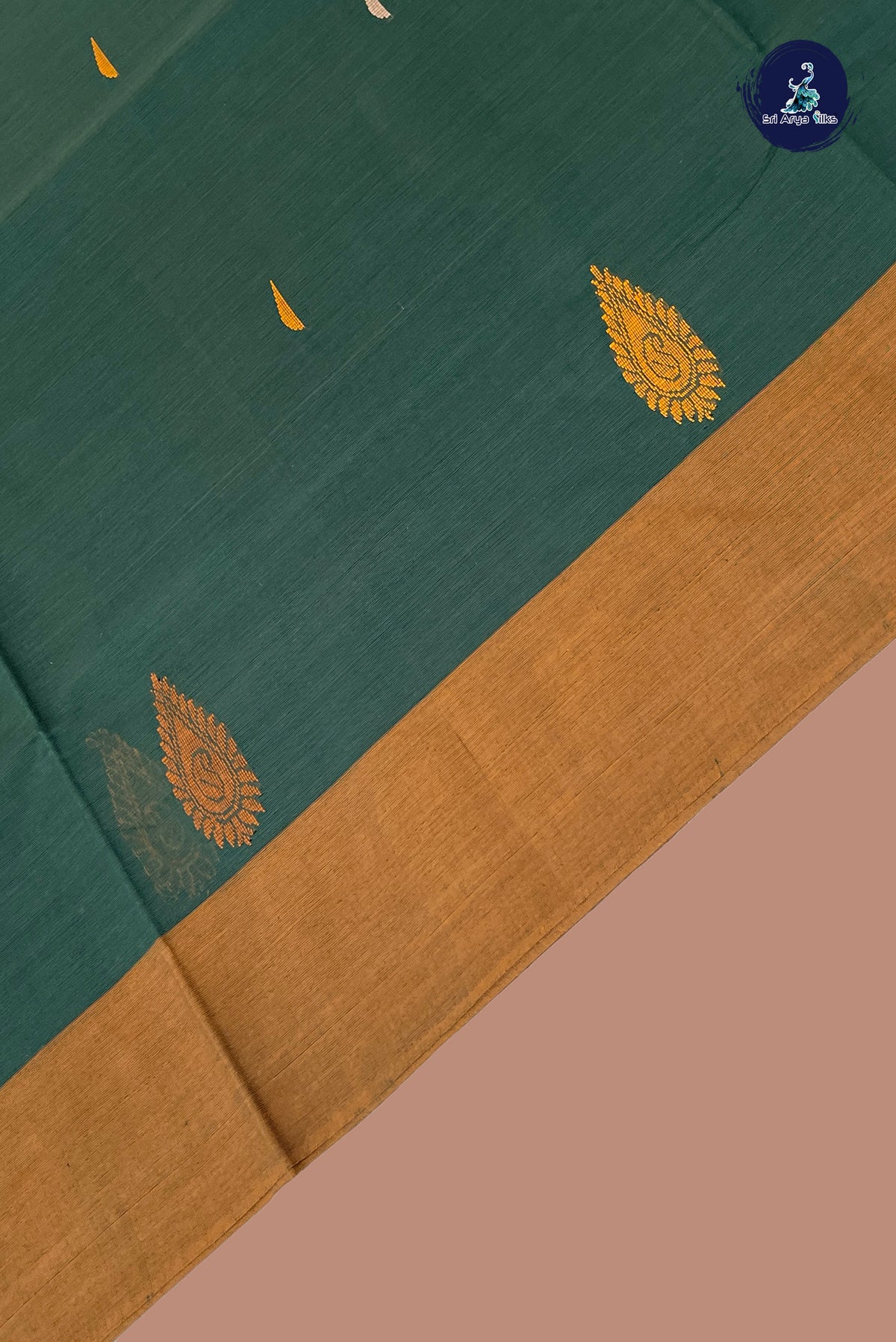 Green Kanchi Cotton Saree With Buttas Pattern