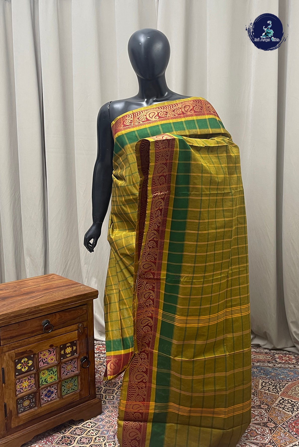Mehendi Green Chettinad Cotton Saree With Checked Pattern