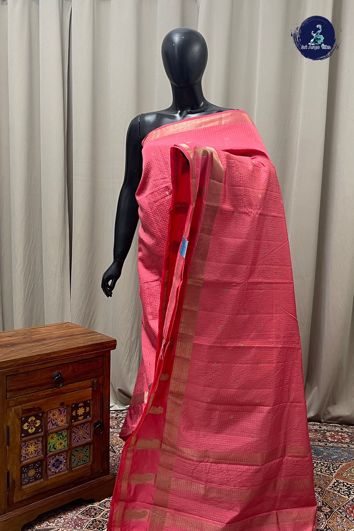 Pink Semi Banarasi Saree With Zari Checked Pattern