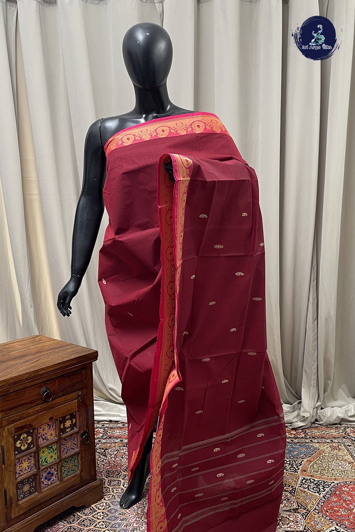 Maroon Cotton Saree With Buttas Pattern