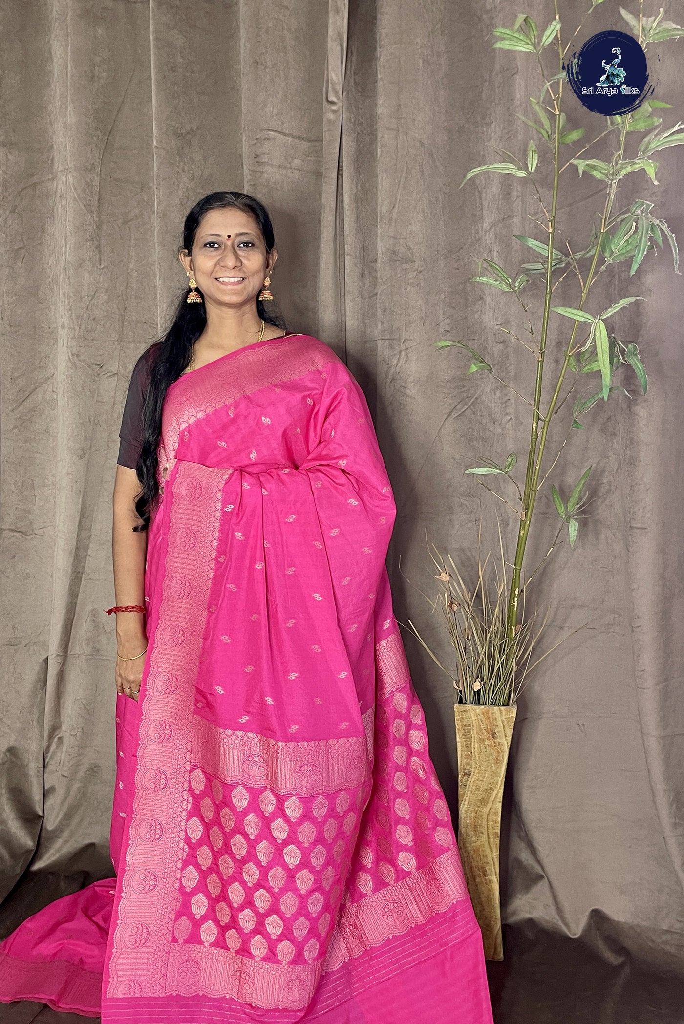 Pink Georgette Banarasi Saree With Zari Buttas Pattern