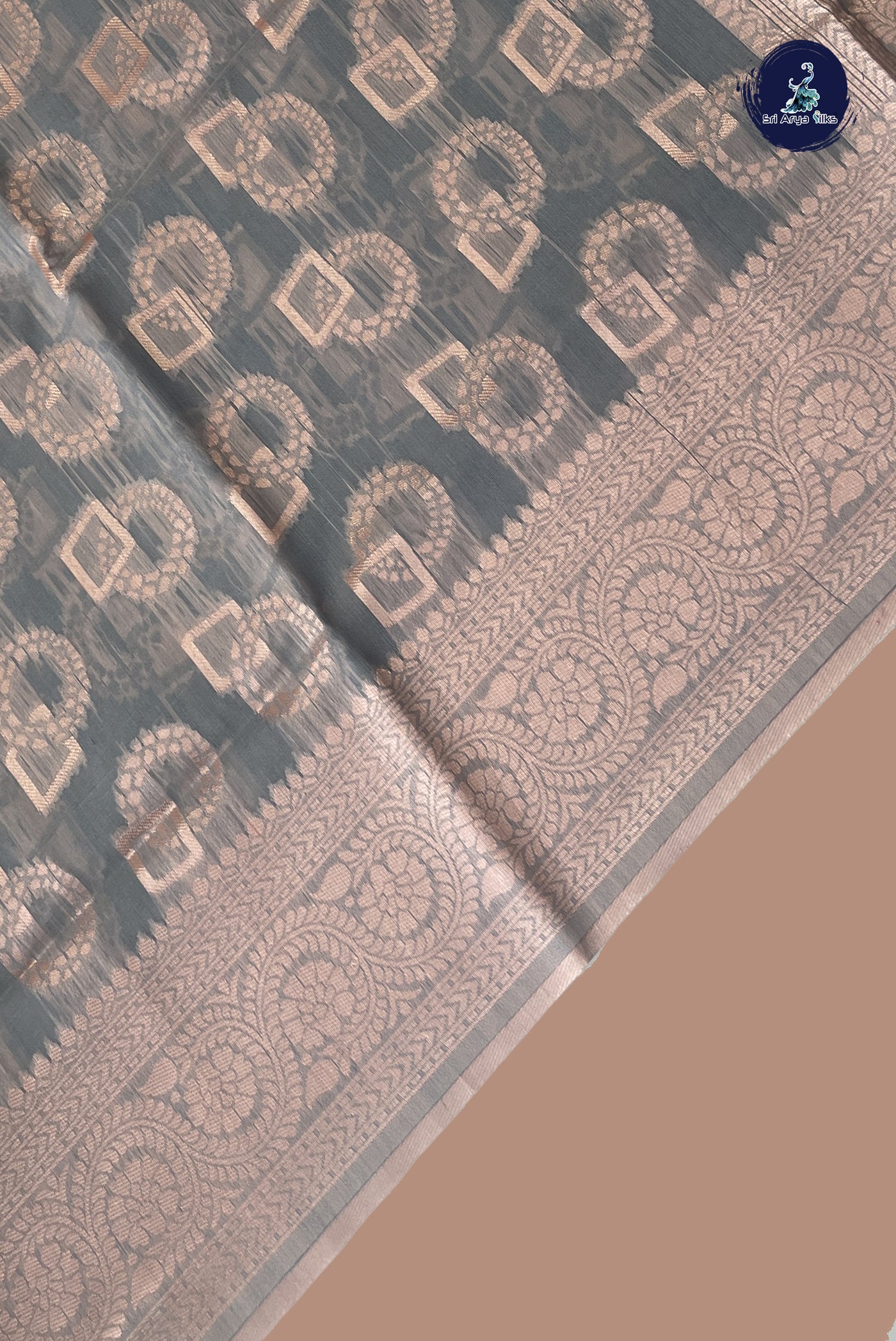 Grey Art Silk Saree With Jamdani Work Pattern