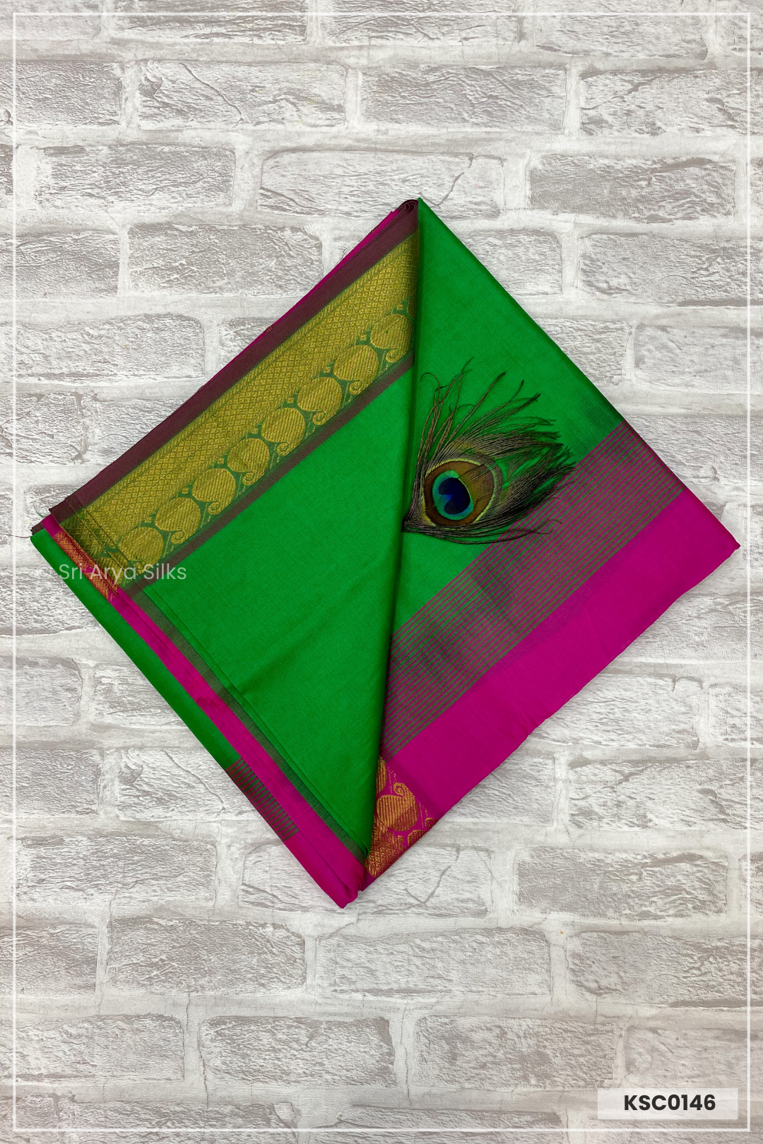 Parrot Green & Pink Simple Saree With Pink Blouse & Simple Pattern