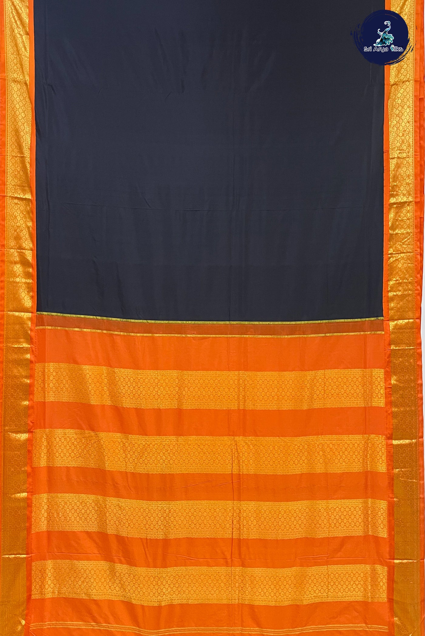 Black Madisar 10 Yards Silk Saree With Plain Pattern