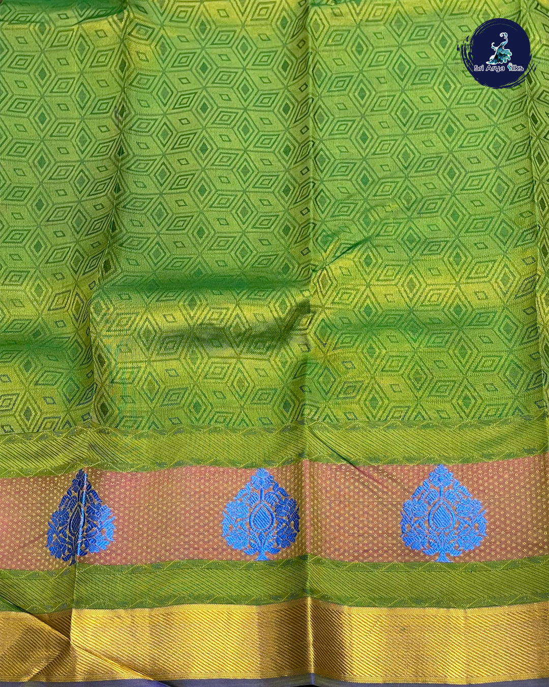Green and Parrot Green Kanchipuram Half Pure Silk Saree