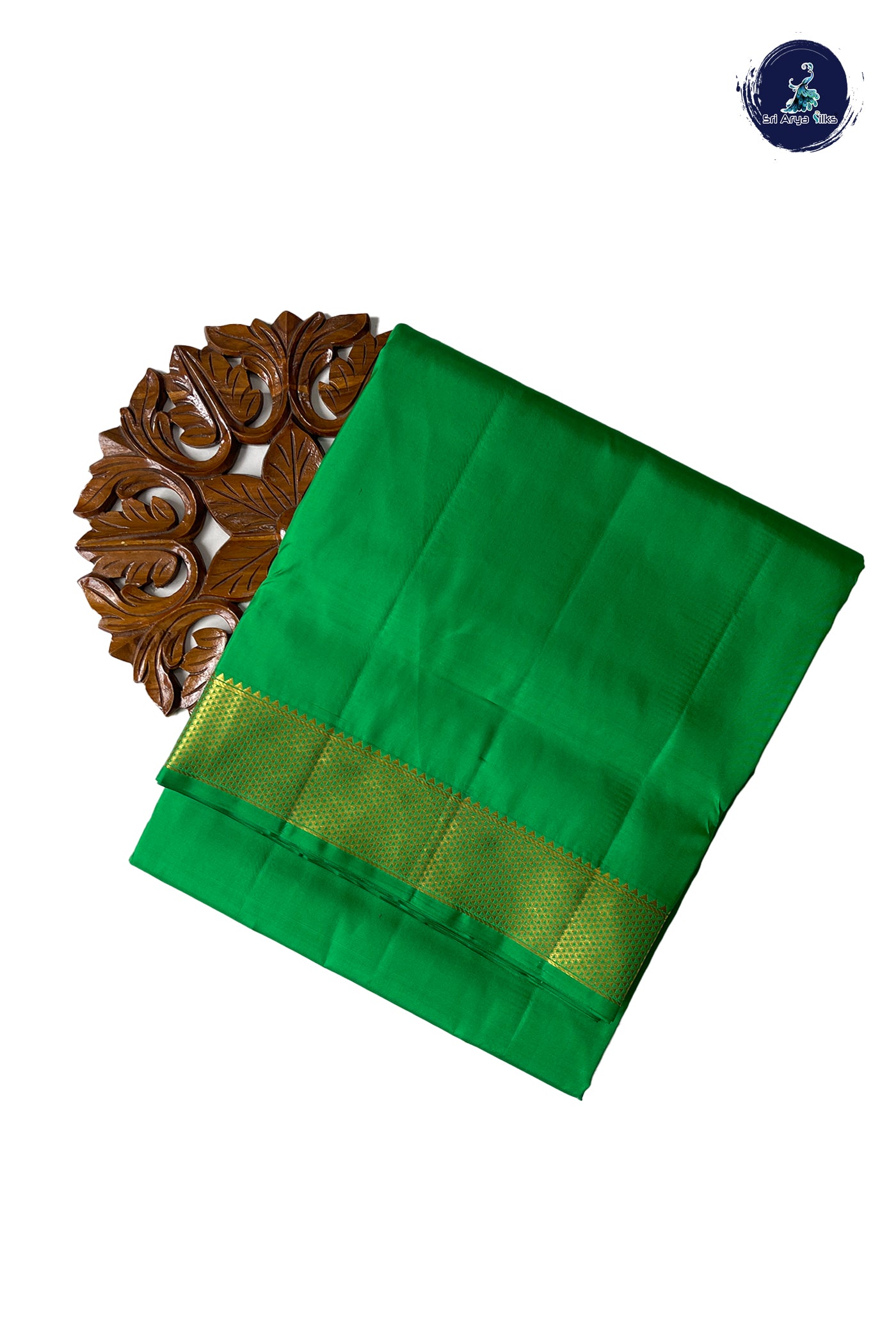 Parrot Green Madisar 10 Yards Silk Saree With Plain Pattern