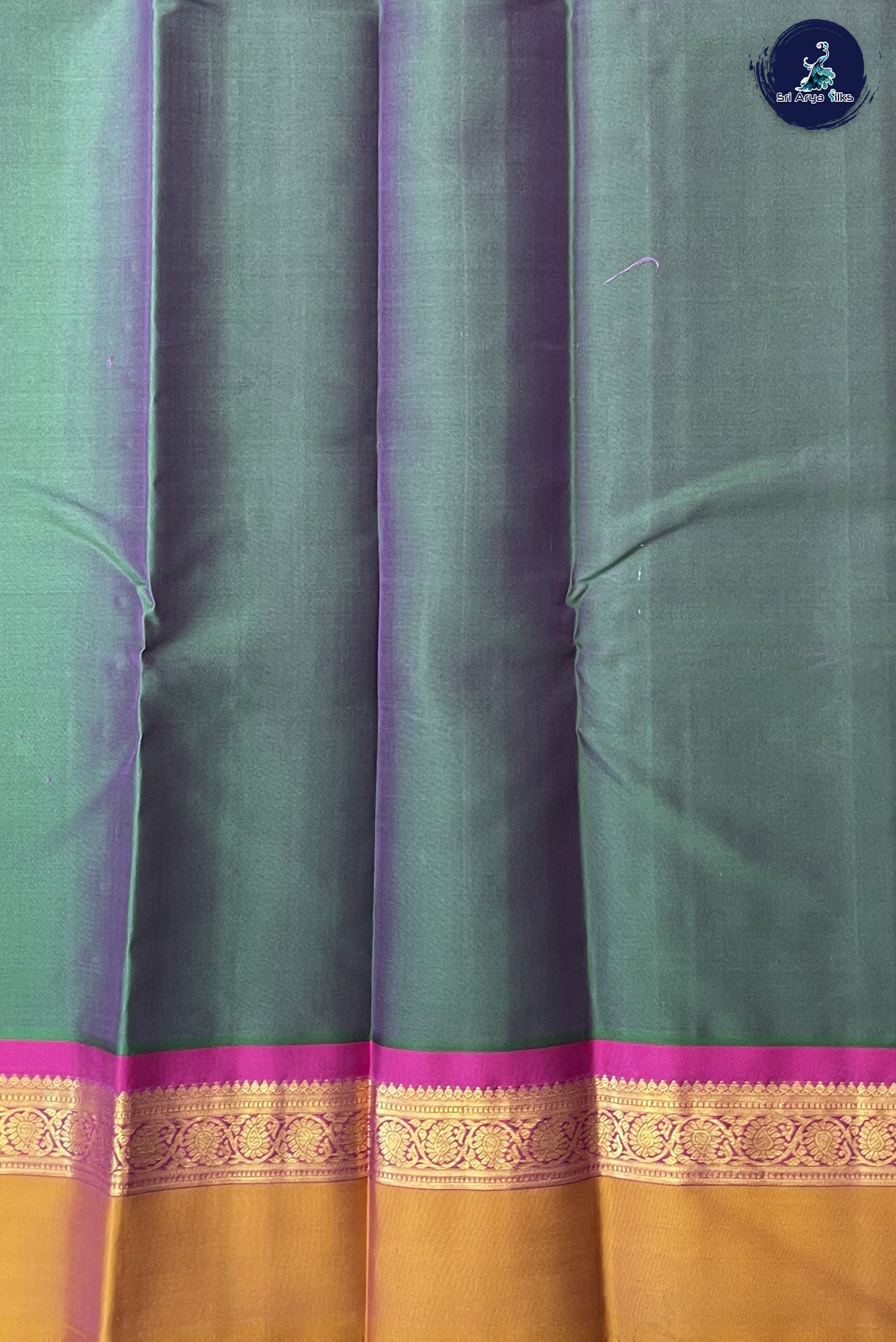 Mauve Traditional Silk Saree With Pattu/Silk Butta Pattern