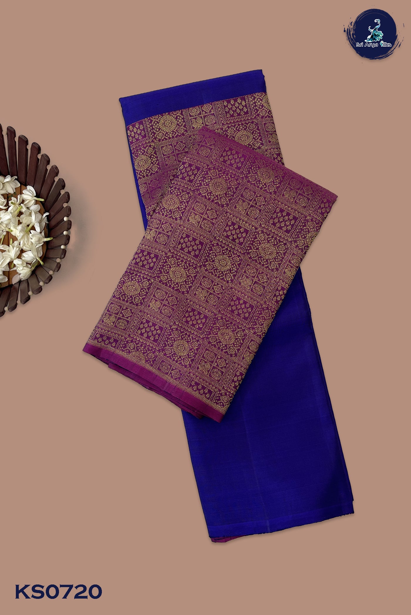 Blue Half and Half Checked Silk Saree With Plain Pattern