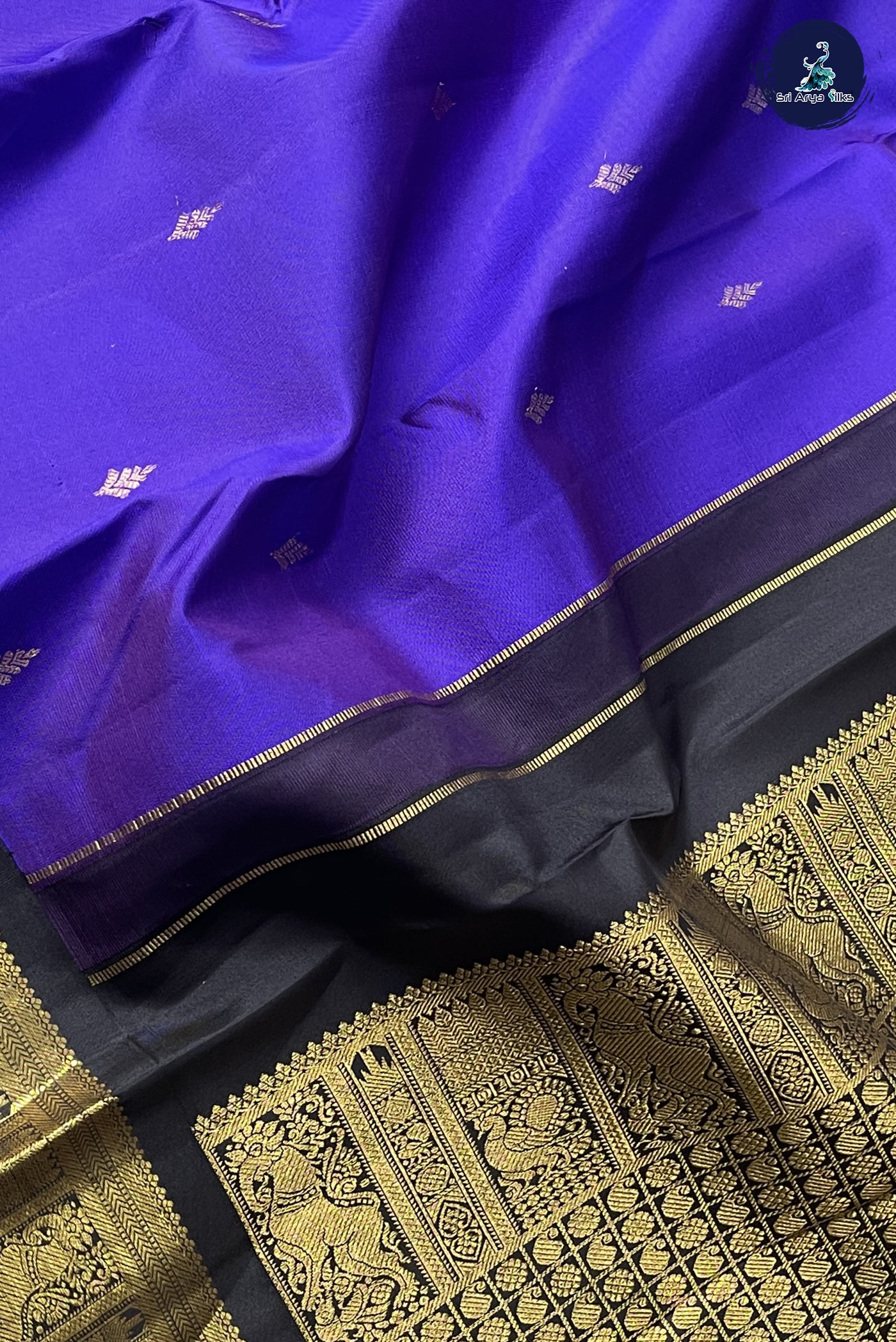 Violet Korvai Contrast Silk Saree With Zari Buttas Pattern