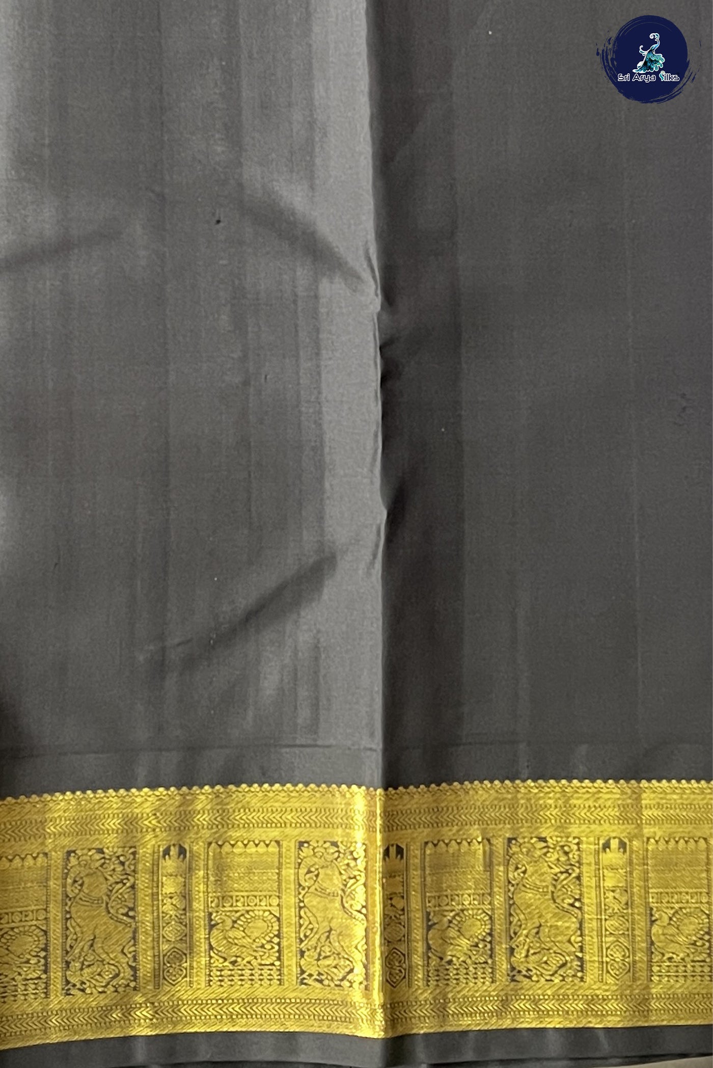 Violet Korvai Contrast Silk Saree With Zari Buttas Pattern