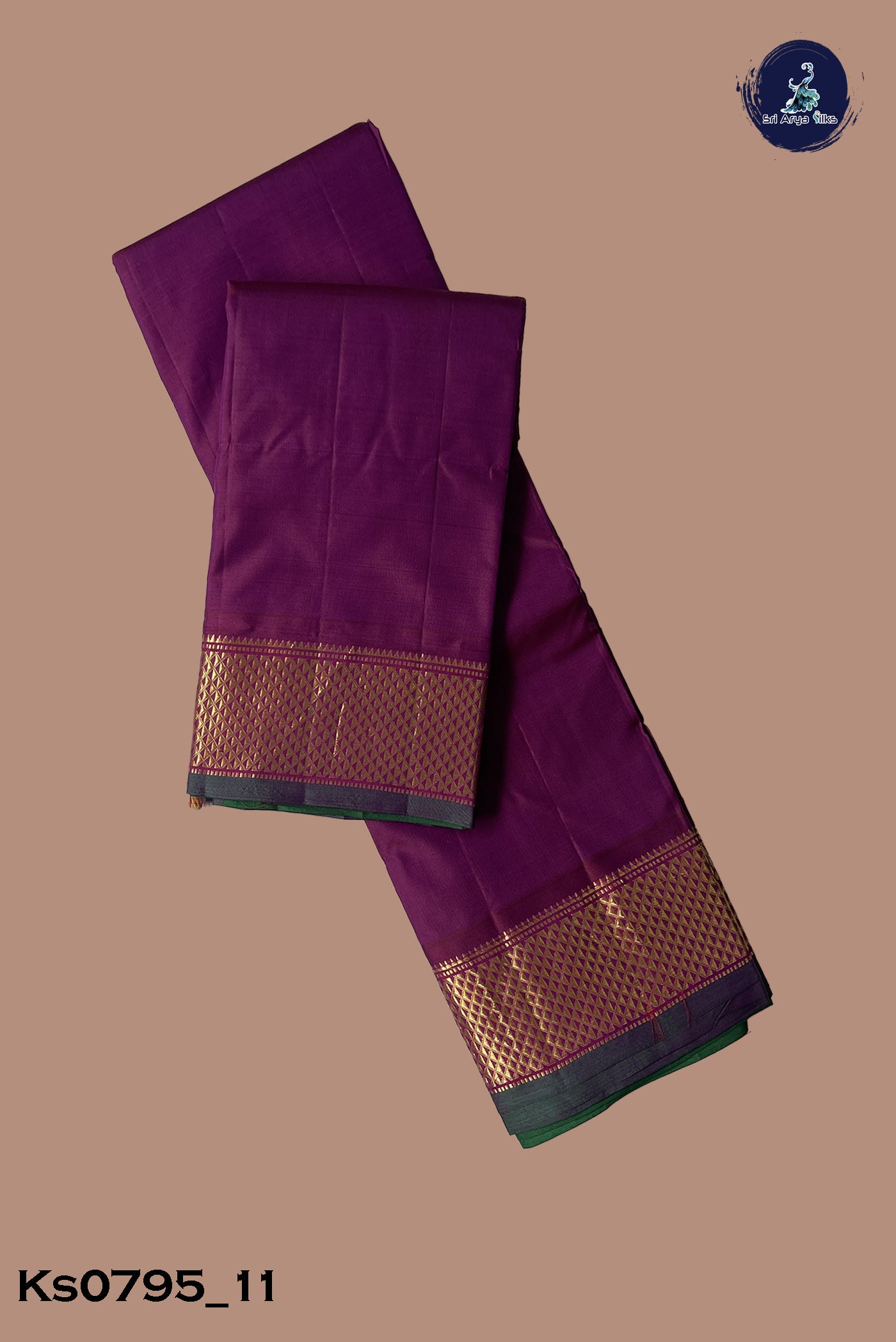 Purple Light Weight Silk Saree With Plain Pattern