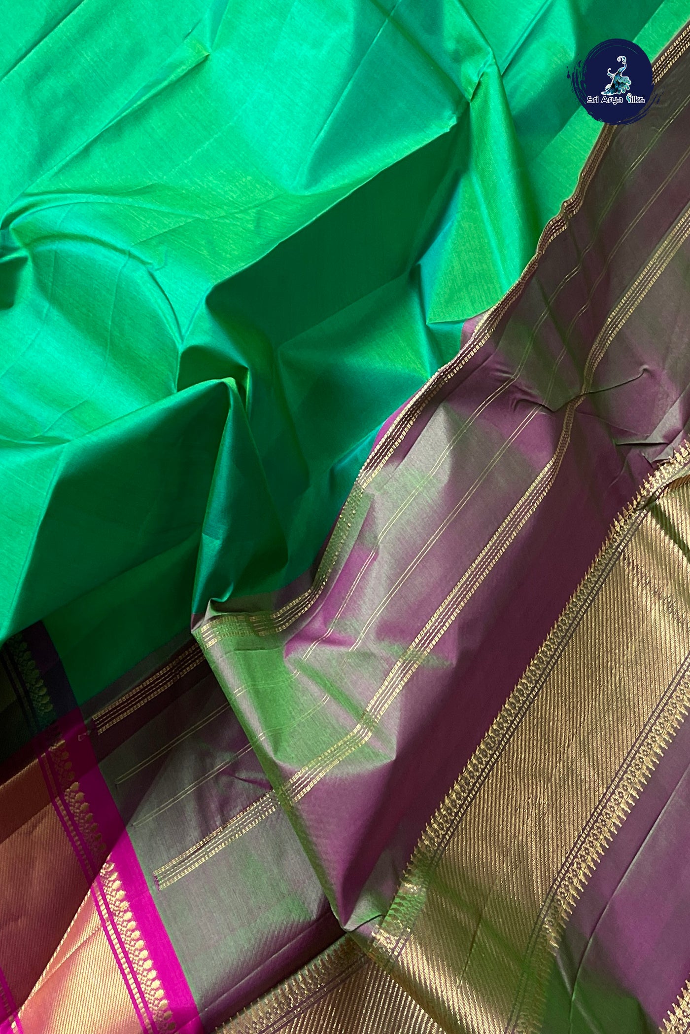 Light Green Light Weight Silk Saree With Doria Lines Pattern